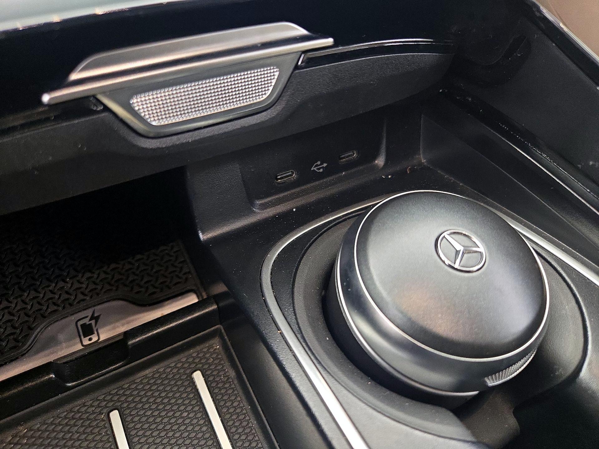 Thumbnail: 2022 Mercedes-Benz S-Class - 18