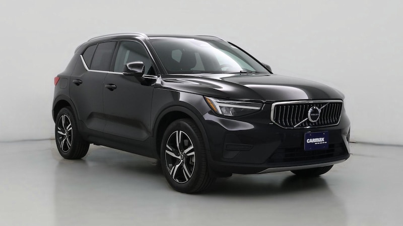 2024 Volvo XC40 B5 Core Hero Image