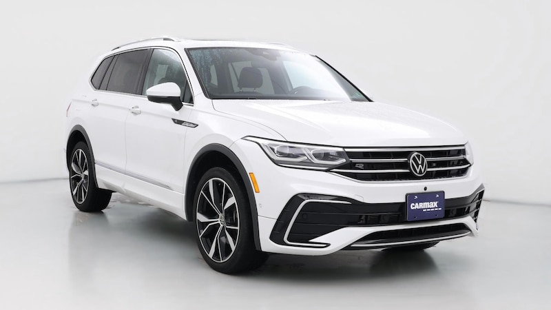 2022 Volkswagen Tiguan SE R-Line Hero Image