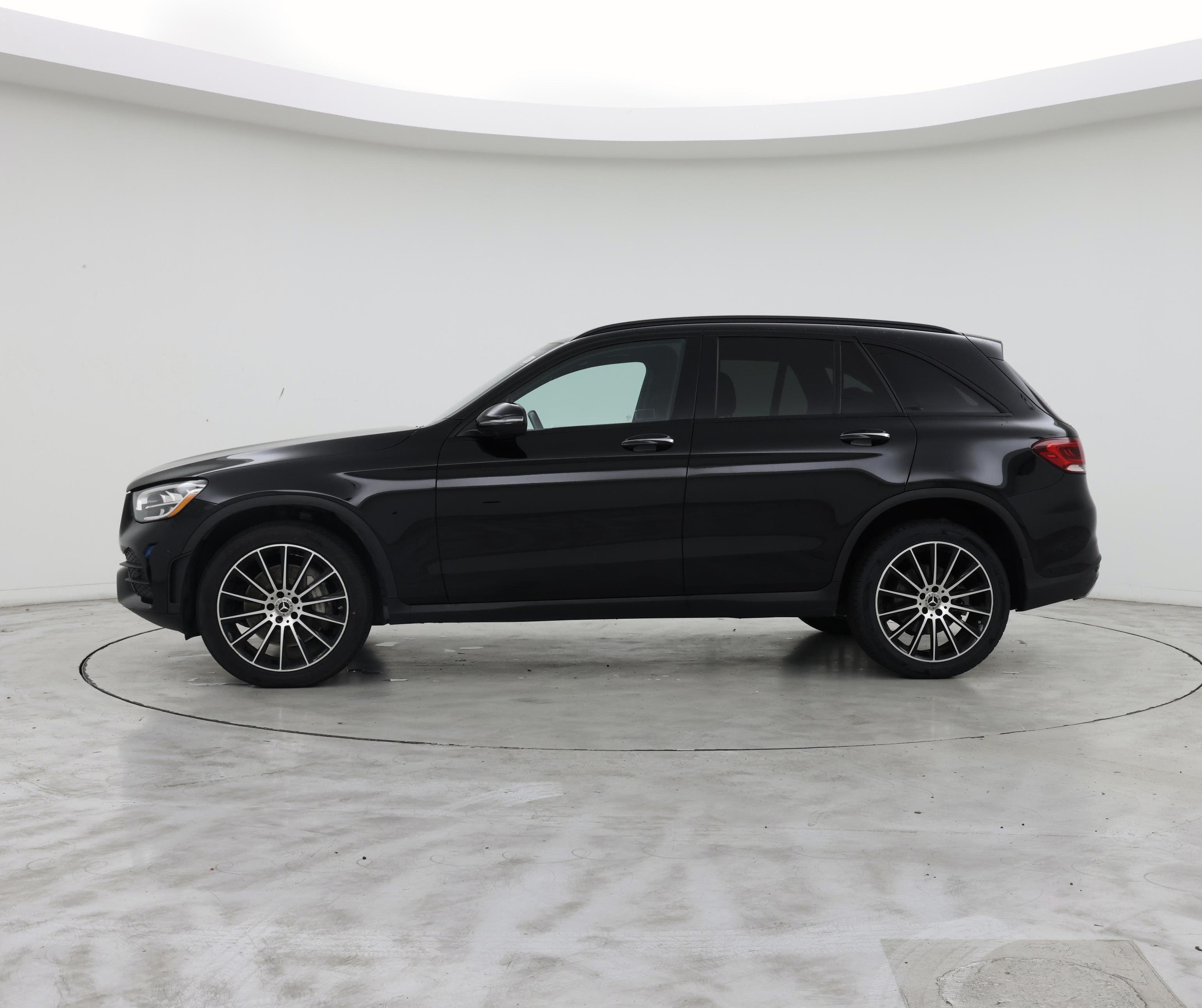 Thumbnail: 2022 Mercedes-Benz GLC - 3