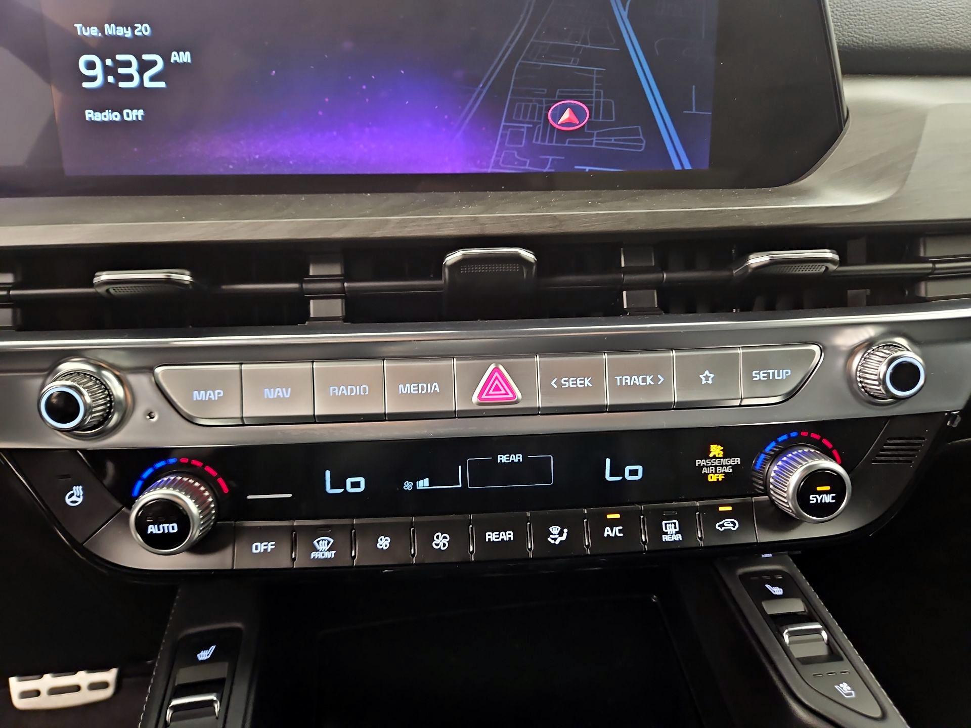 Thumbnail: 2024 Kia Telluride - 17