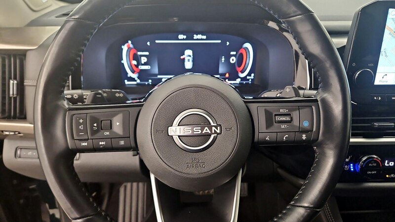 2022 Nissan Pathfinder Platinum 10