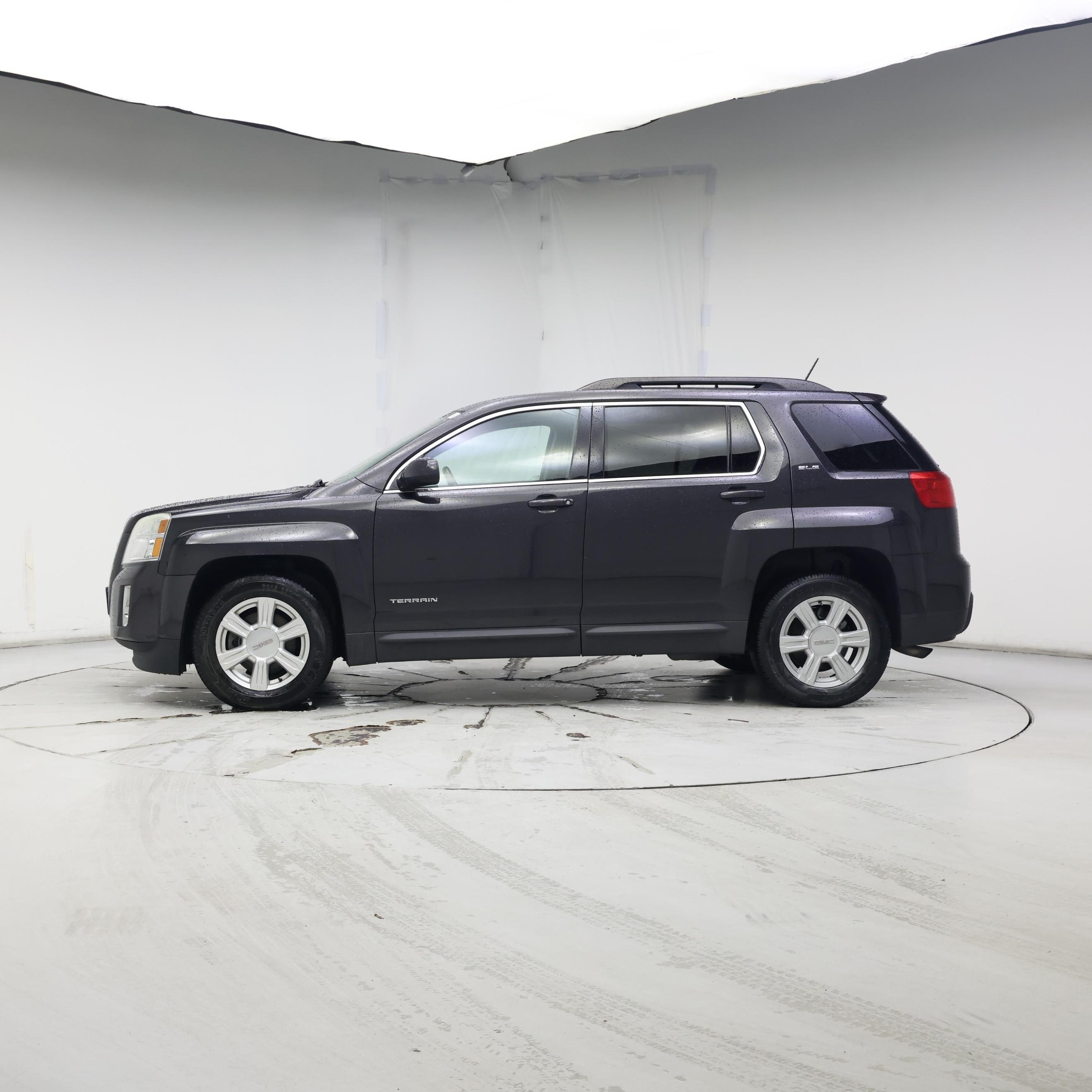 Thumbnail: 2015 GMC Terrain - 3