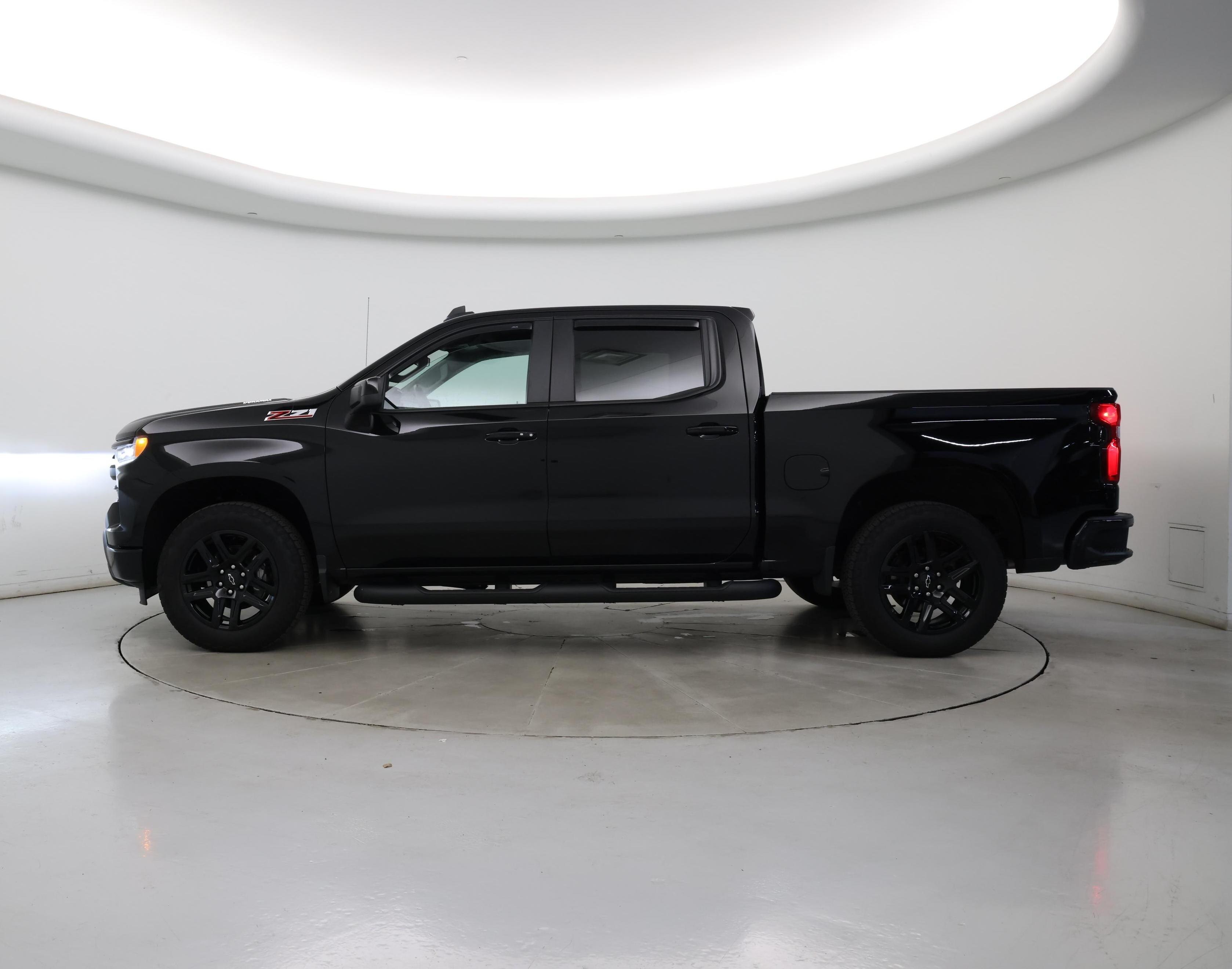 Thumbnail: 2023 Chevrolet Silverado 1500 - 3
