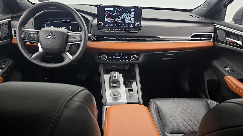 2022 Mitsubishi Outlander SEL 9