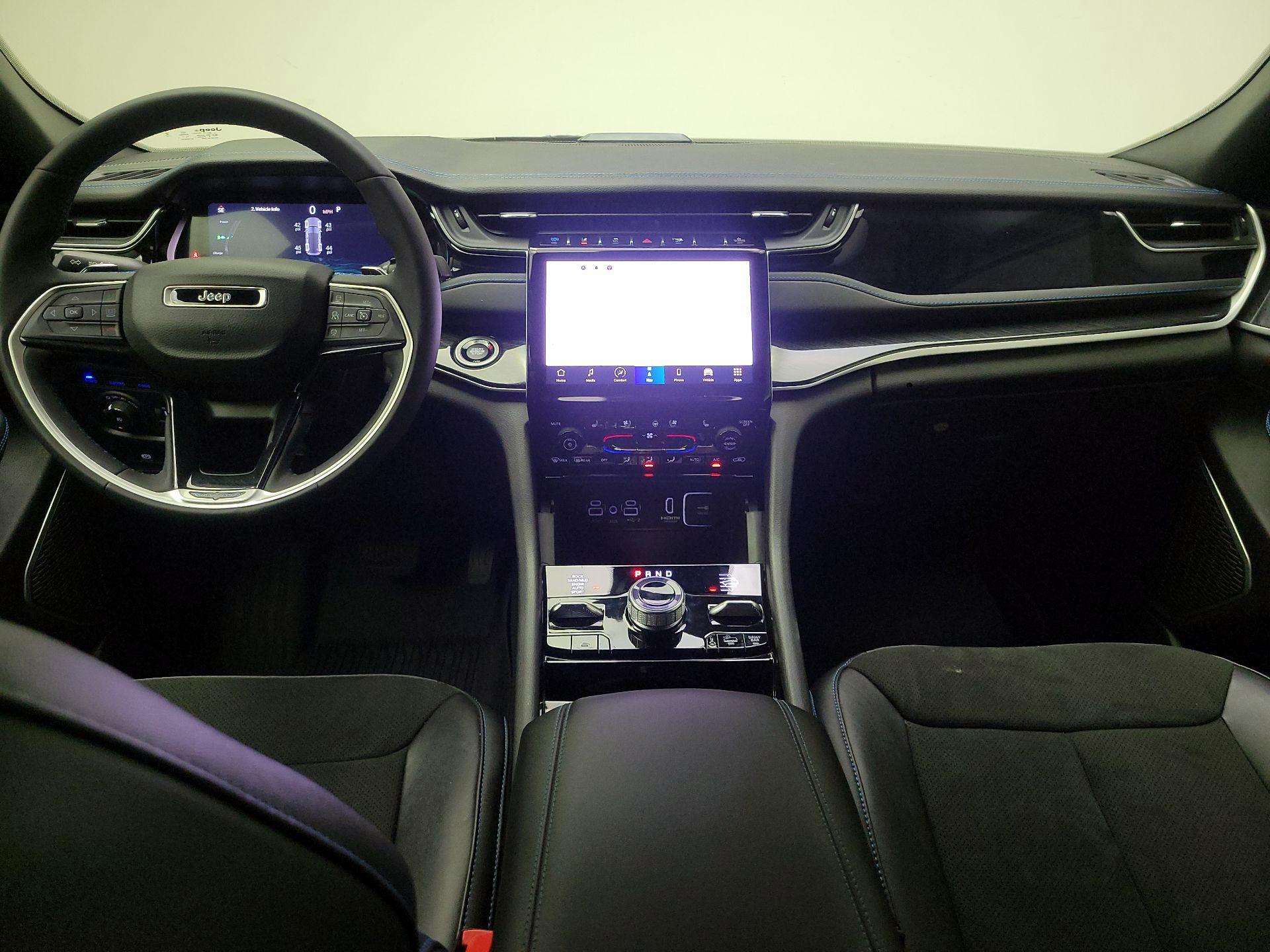 Thumbnail: 2023 Jeep Grand Cherokee - 9