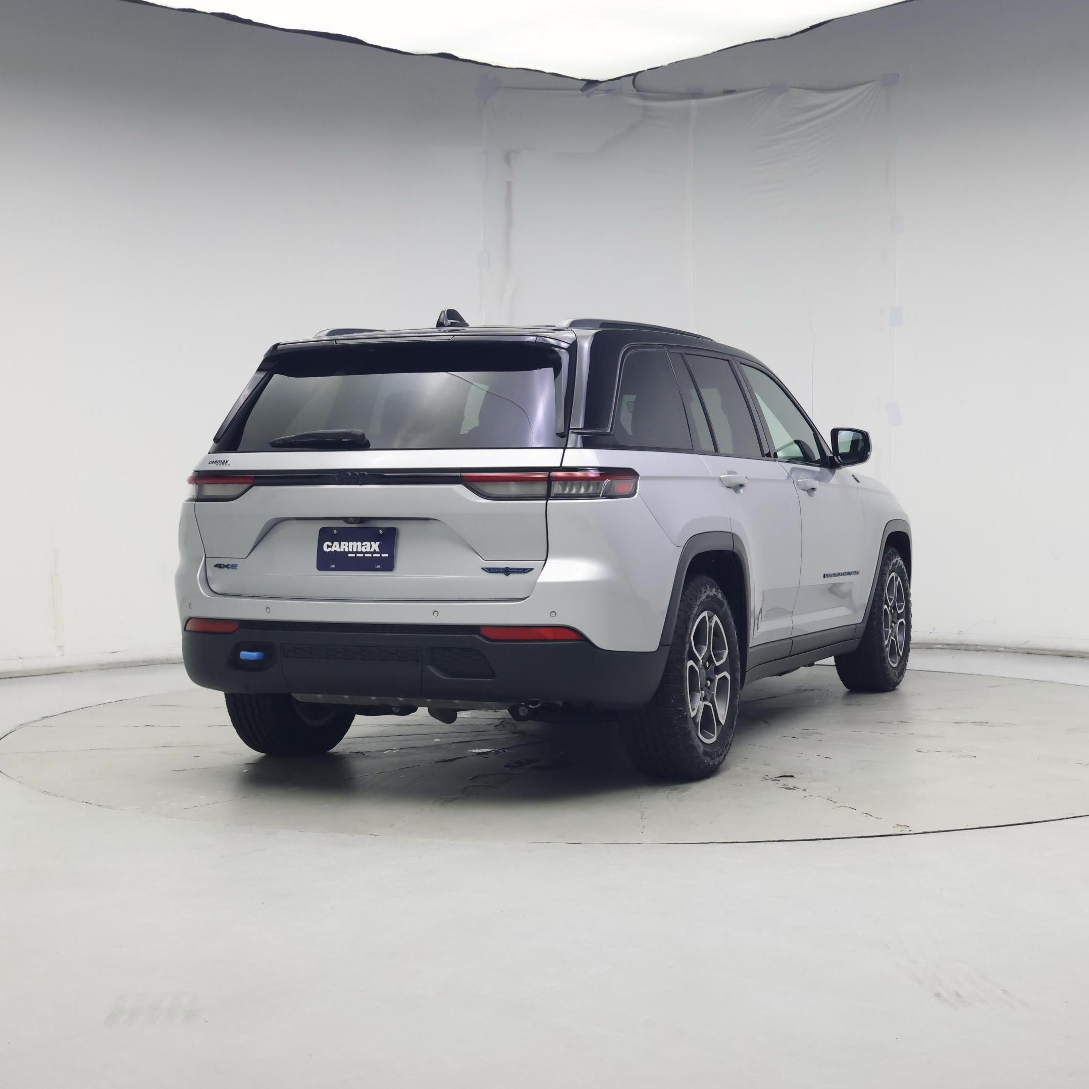 Thumbnail: 2023 Jeep Grand Cherokee - 8