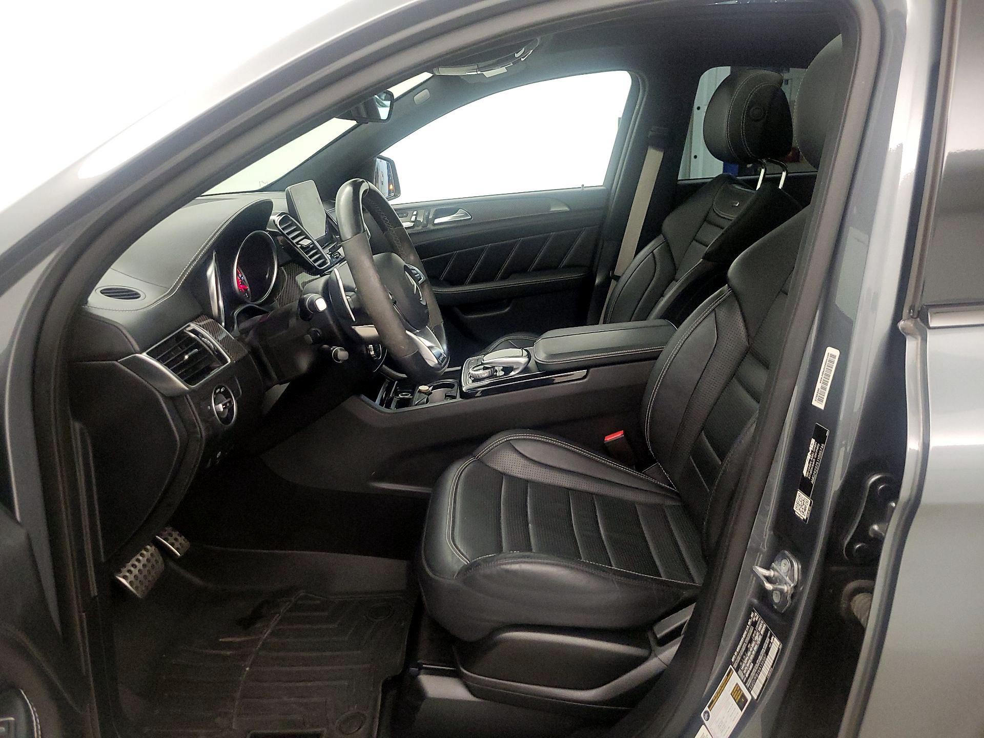 Thumbnail: 2019 Mercedes-Benz GL-Class - 11