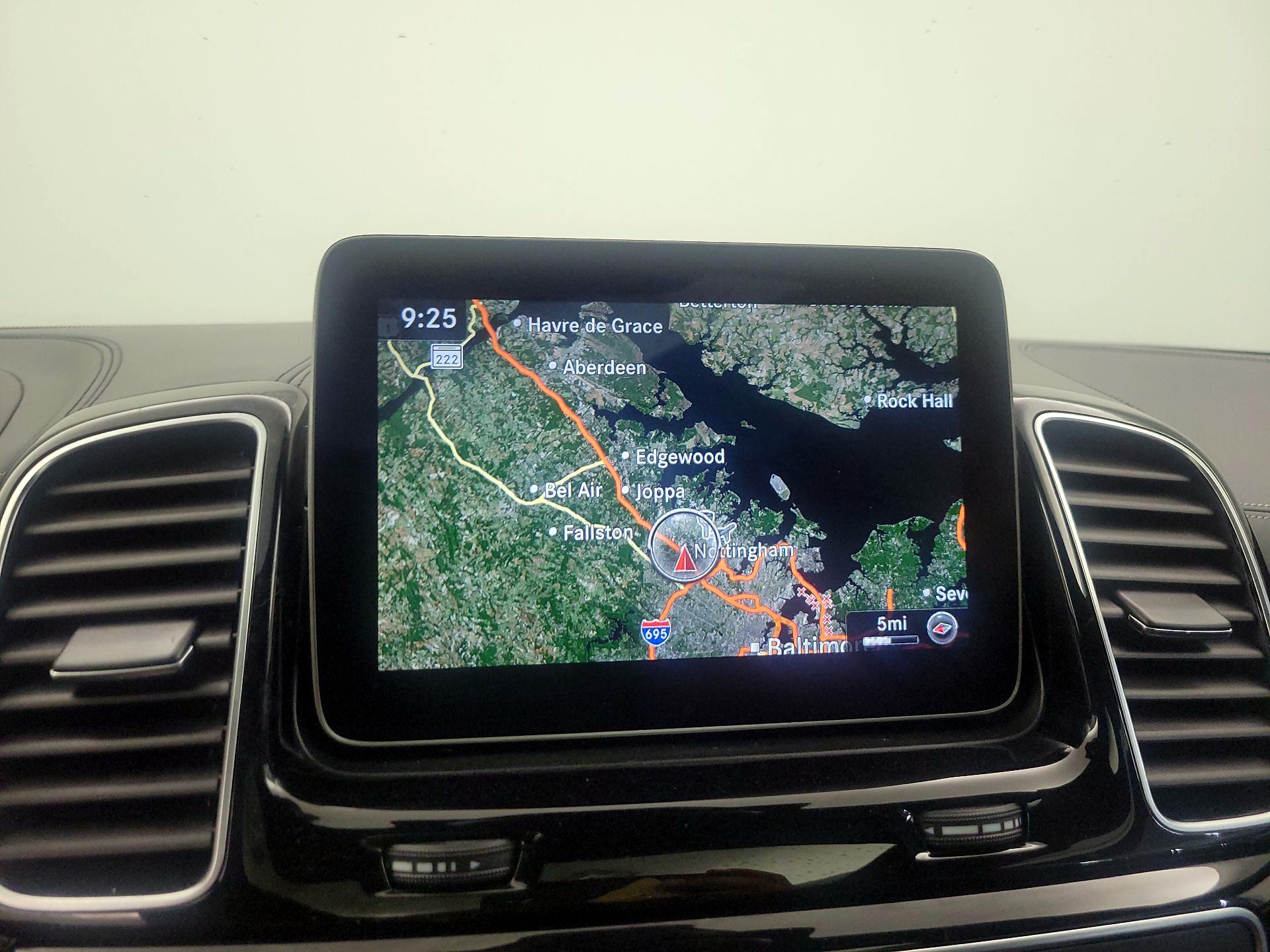 Thumbnail: 2019 Mercedes-Benz GL-Class - 14