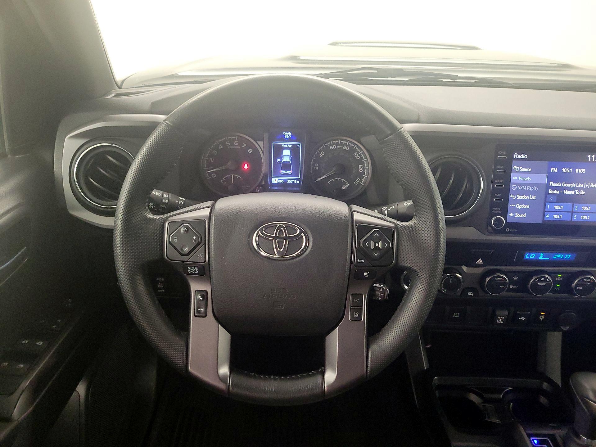 Thumbnail: 2022 Toyota Tacoma - 10