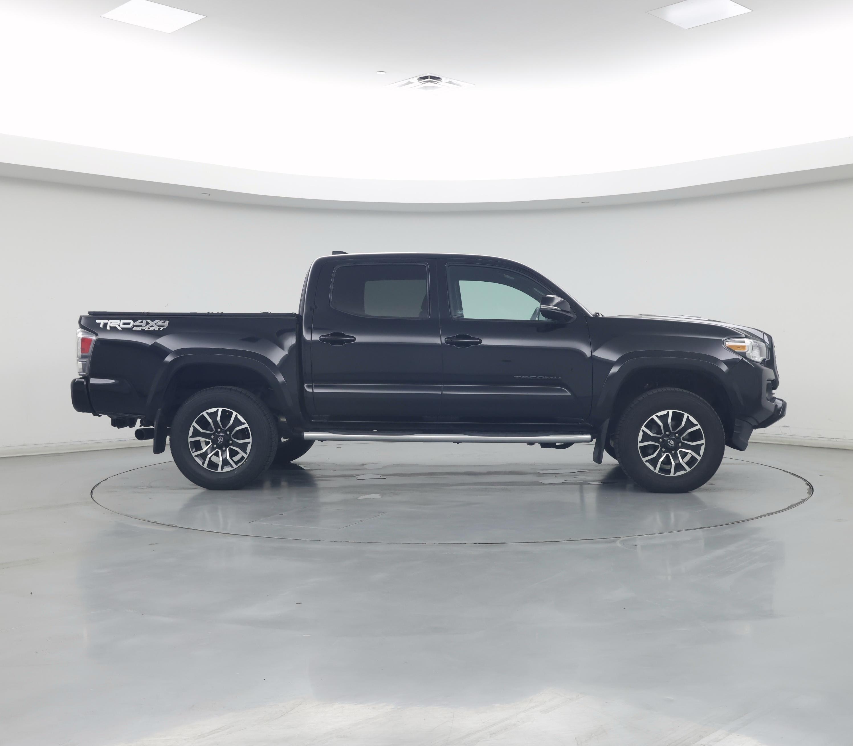 Thumbnail: 2022 Toyota Tacoma - 7
