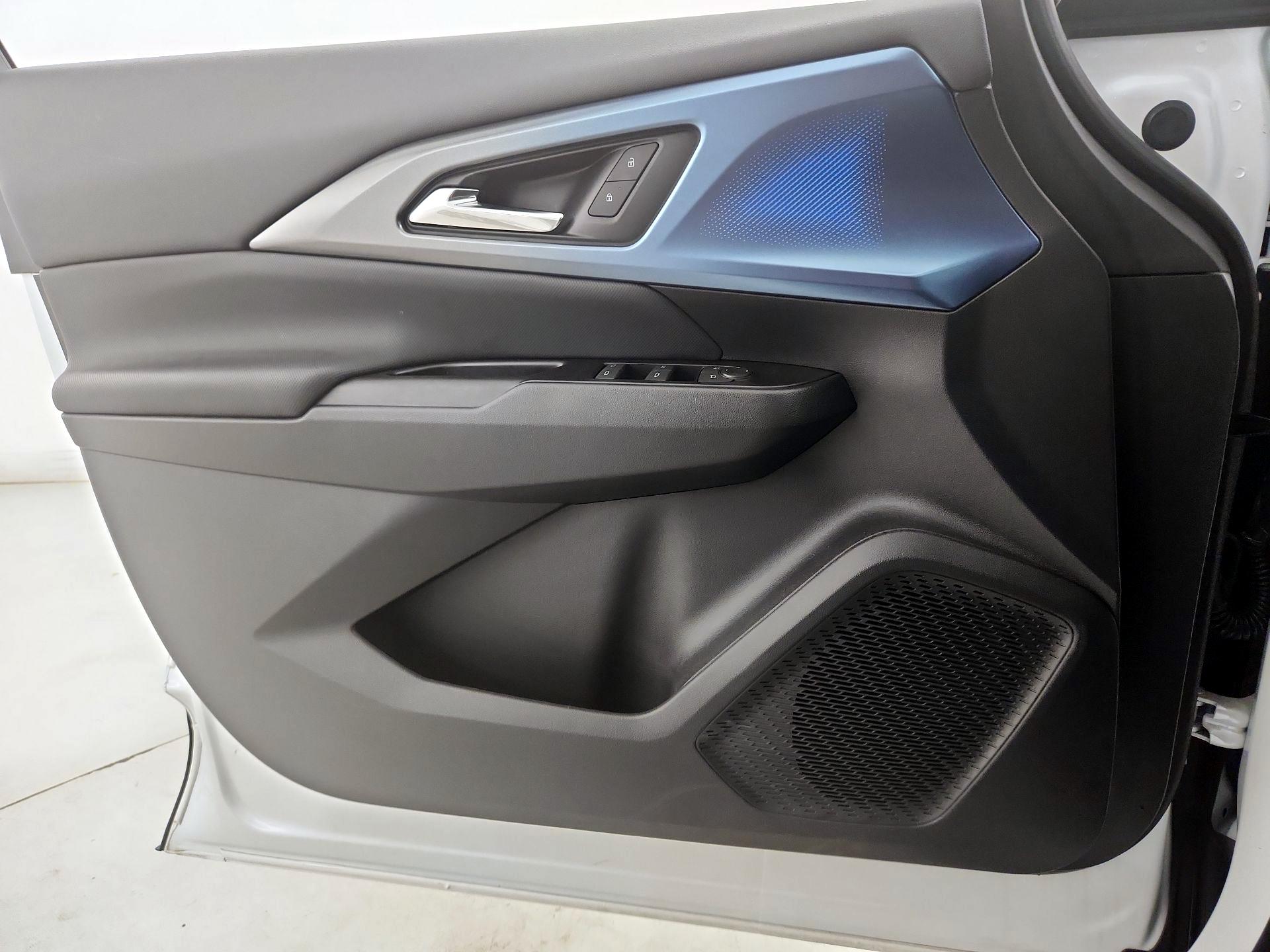 Thumbnail: 2024 Chevrolet Equinox - 12