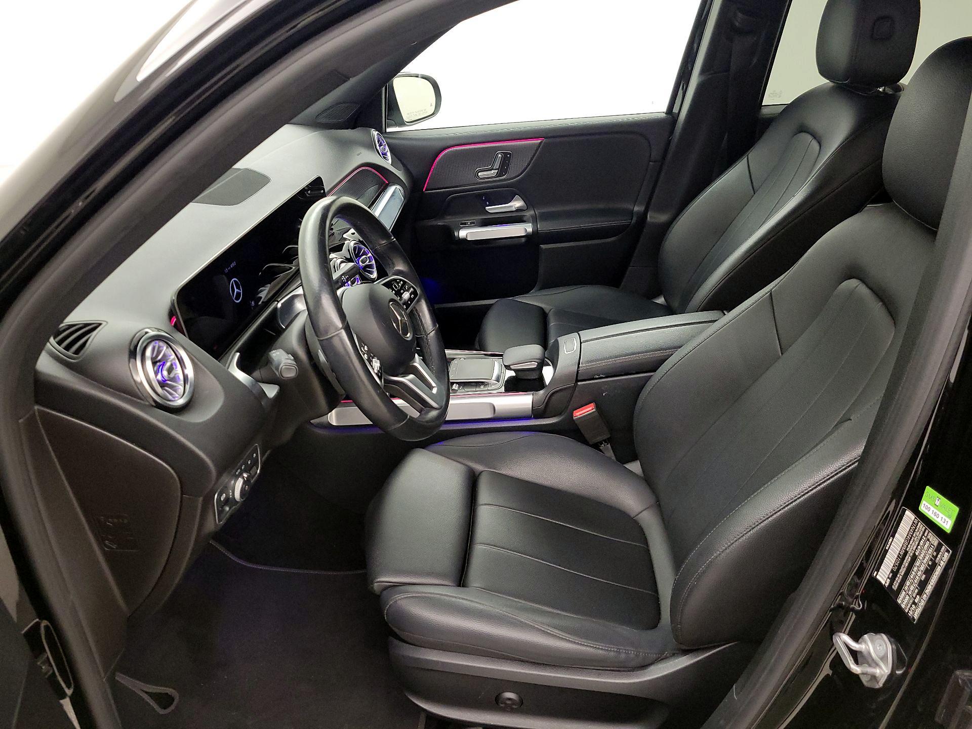 Thumbnail: 2021 Mercedes-Benz GLB - 11