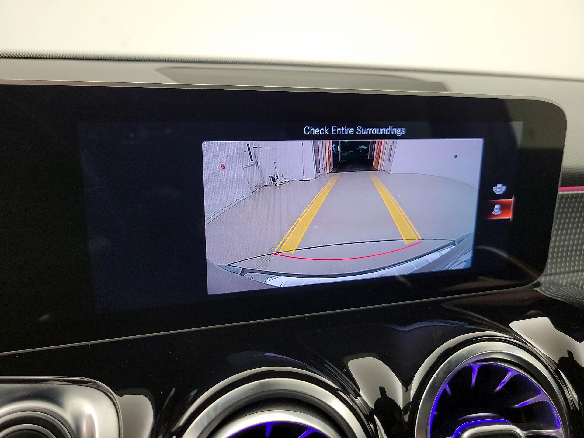 Thumbnail: 2021 Mercedes-Benz GLB - 14