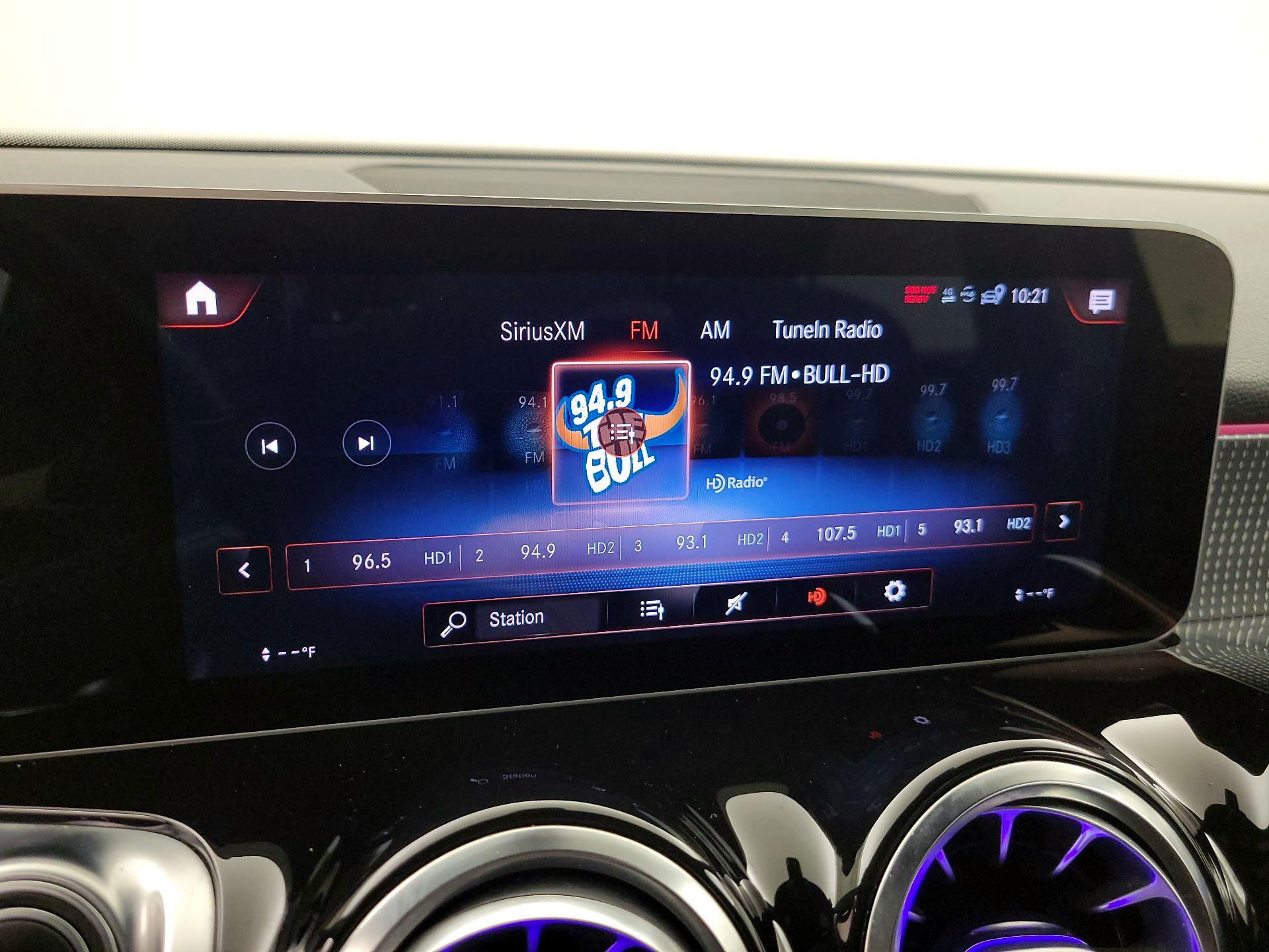 Thumbnail: 2021 Mercedes-Benz GLB - 15