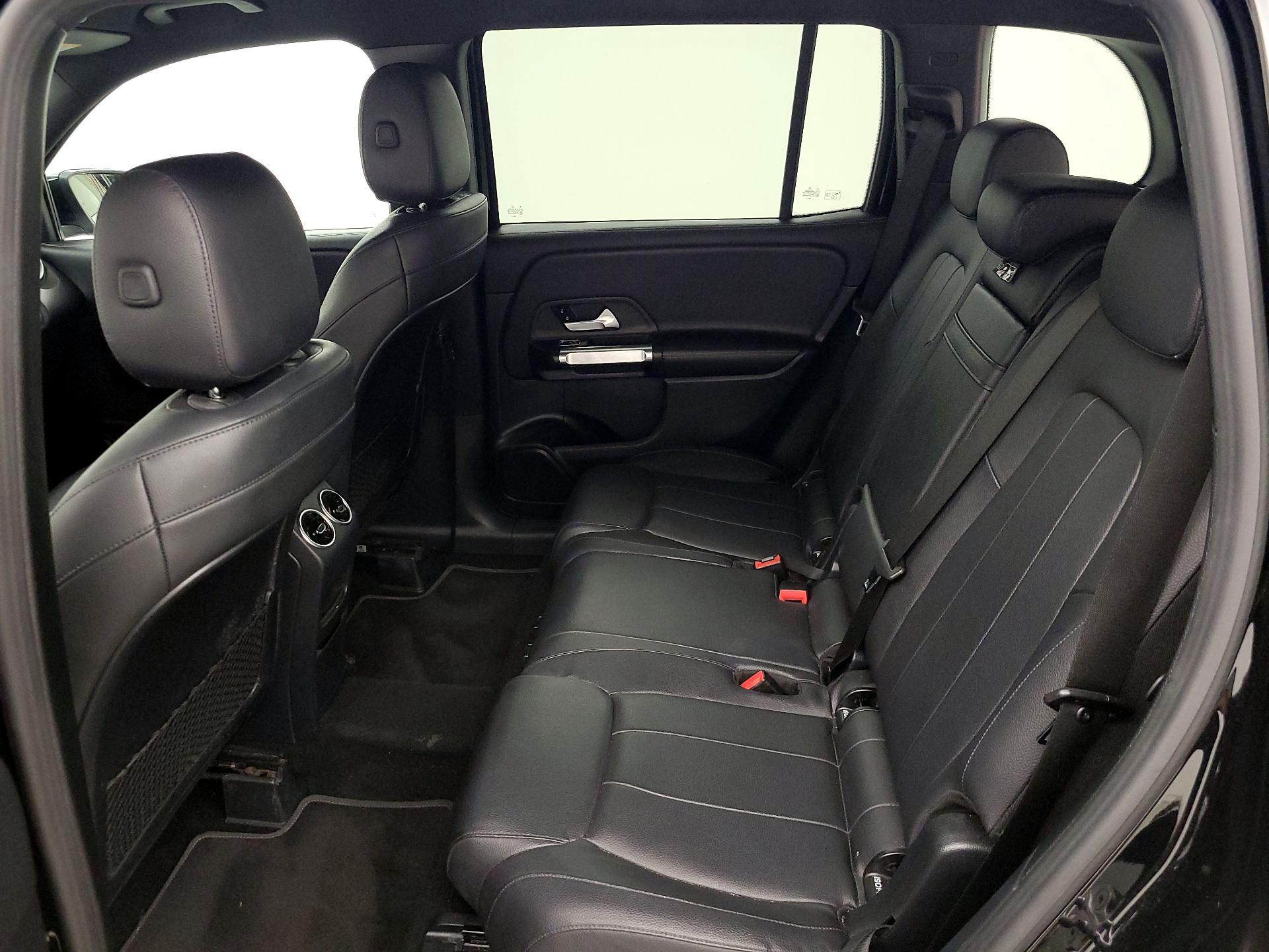 Thumbnail: 2021 Mercedes-Benz GLB - 19