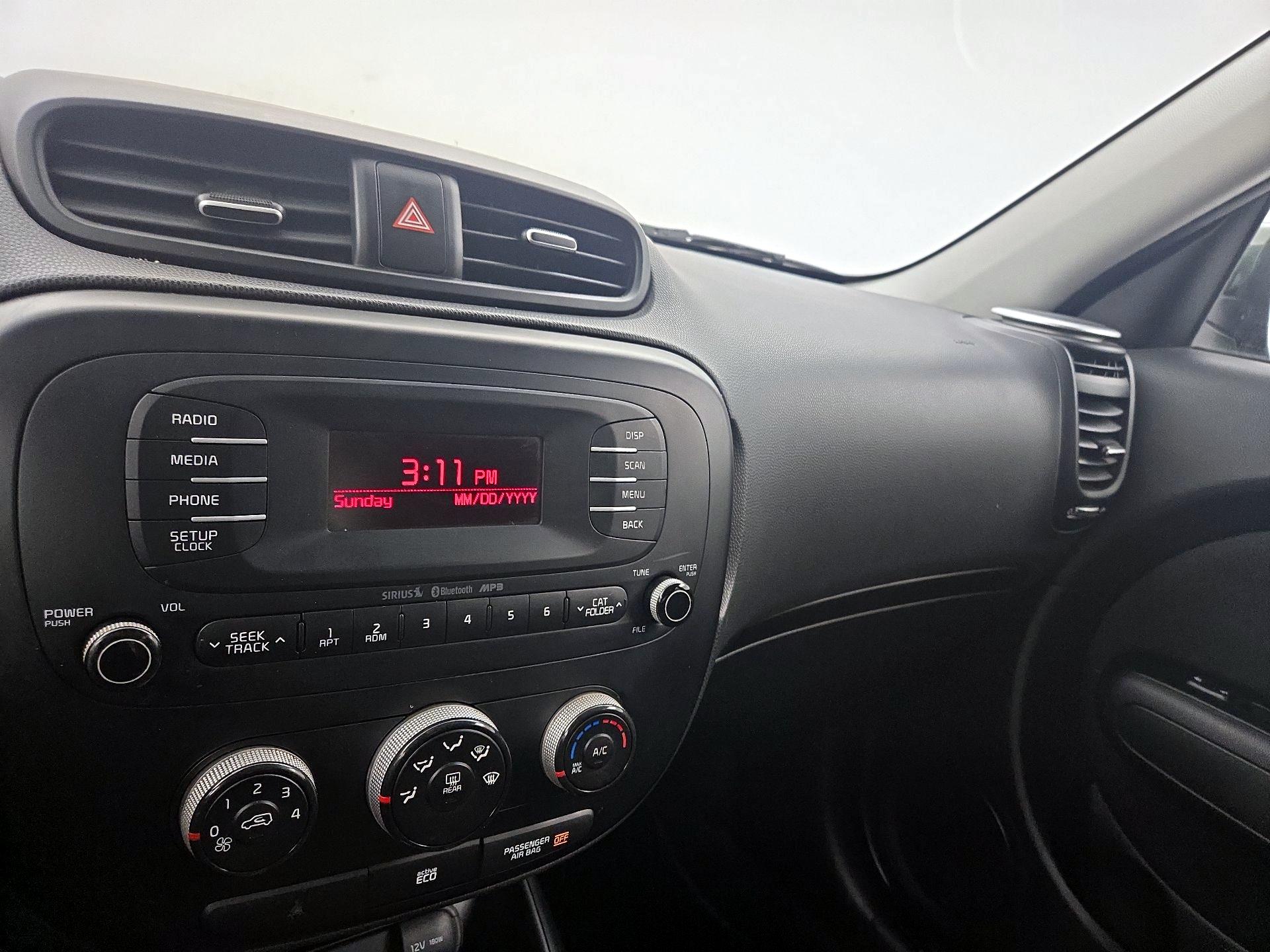 Thumbnail: 2014 Kia Soul - 14