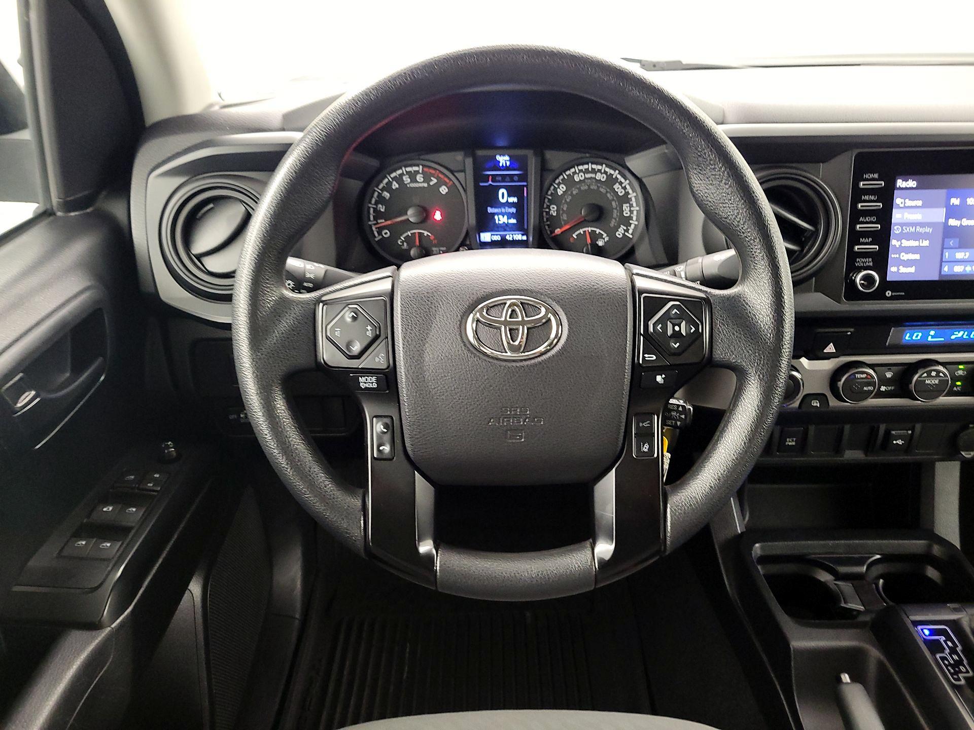 Thumbnail: 2022 Toyota Tacoma - 10