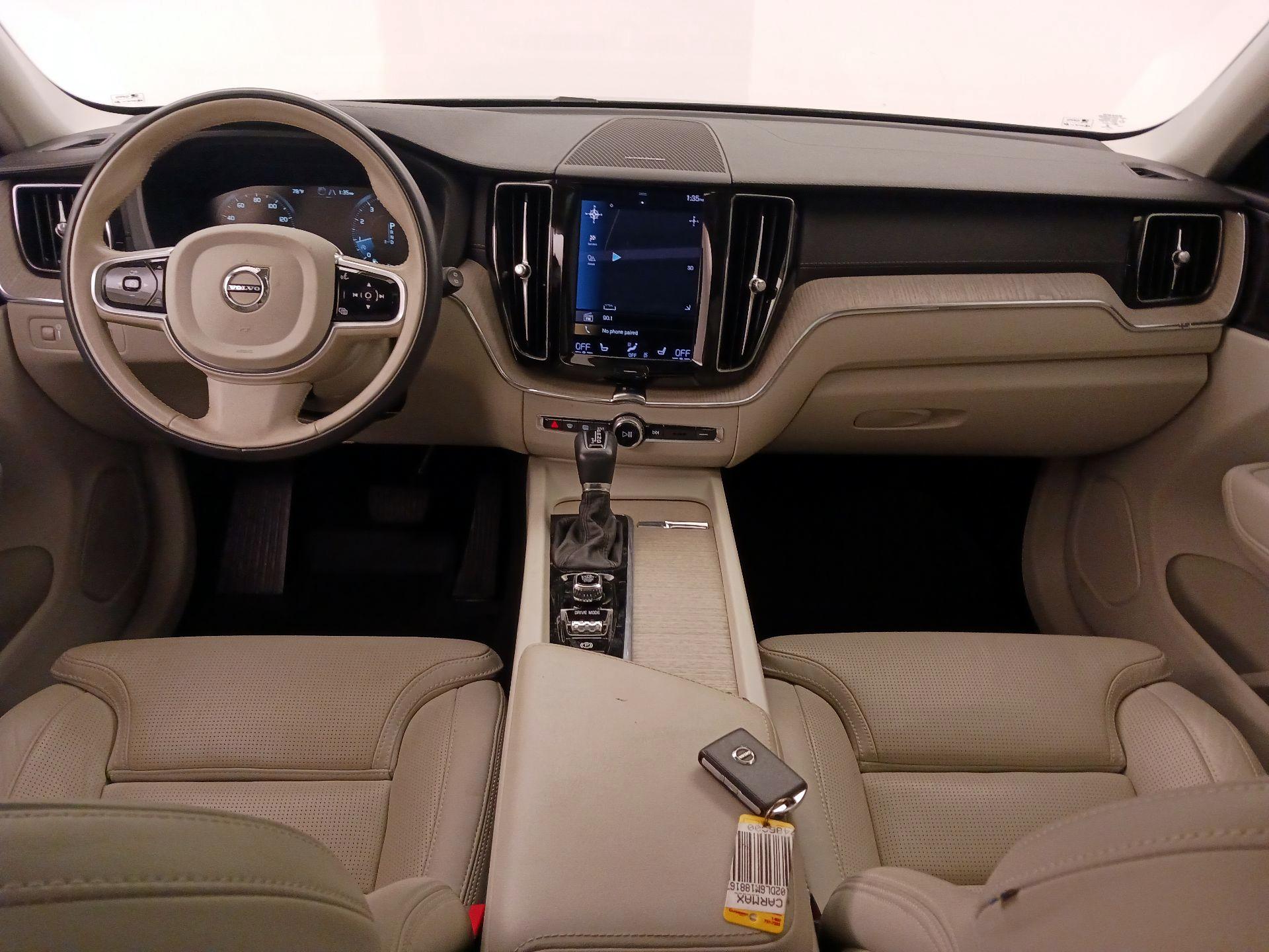 Thumbnail: 2021 Volvo XC60 - 9