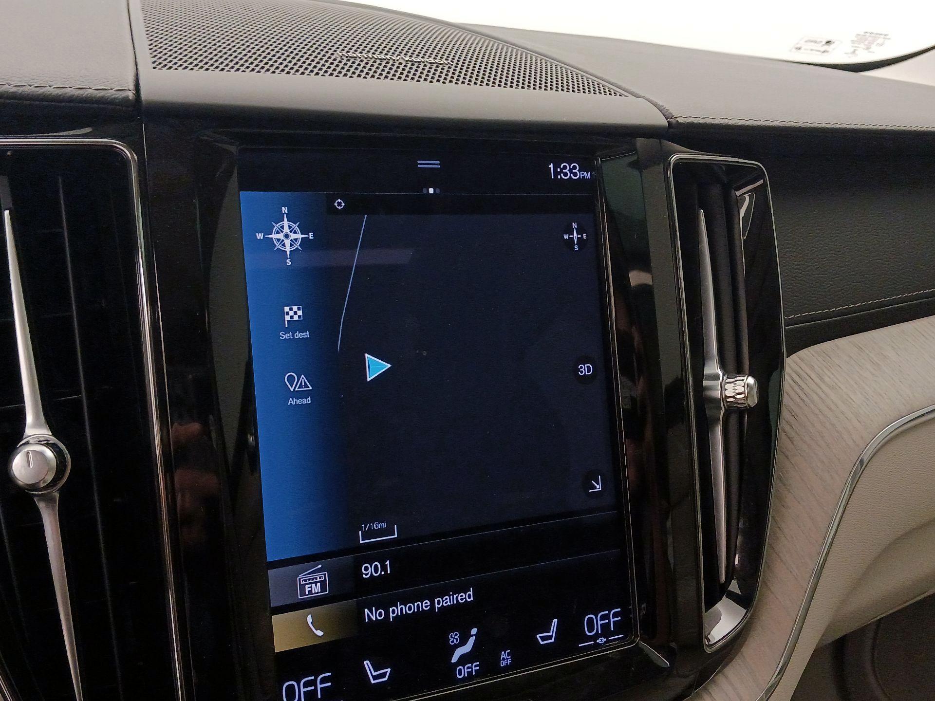 Thumbnail: 2021 Volvo XC60 - 14