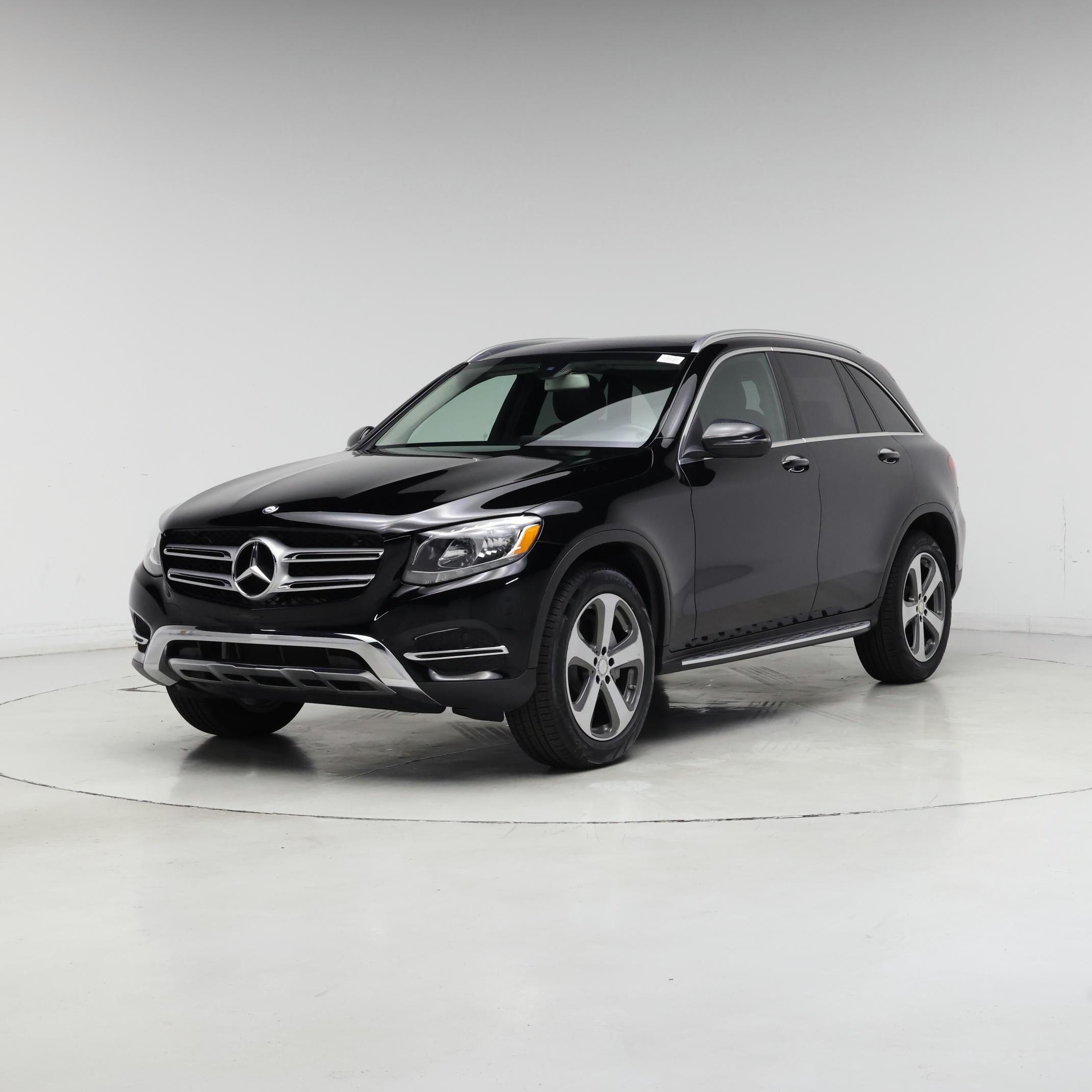 Thumbnail: 2017 Mercedes-Benz GLC - 4