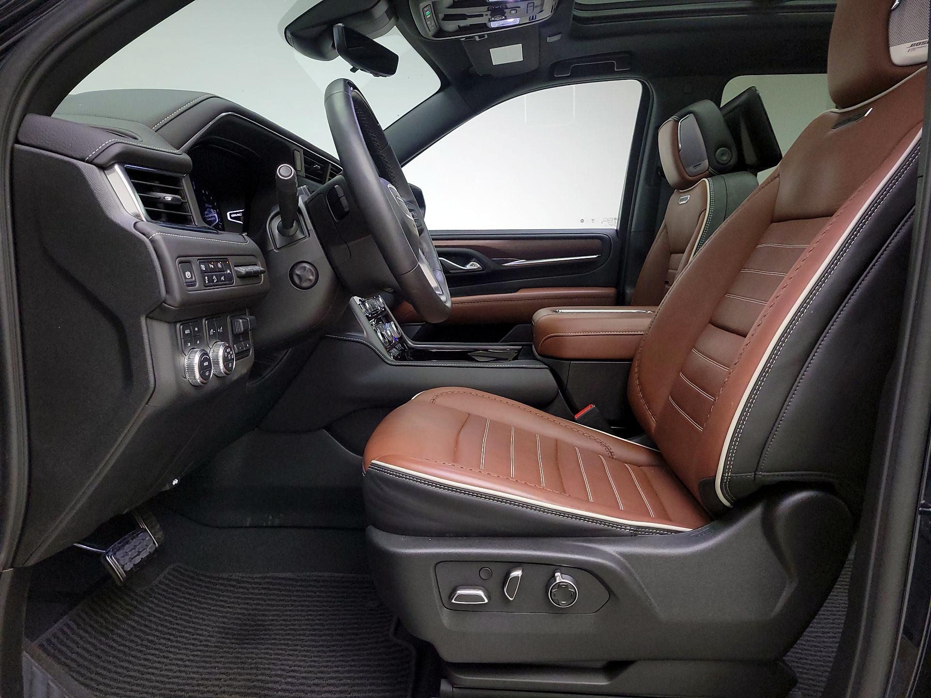 Thumbnail: 2024 GMC Yukon XL - 11