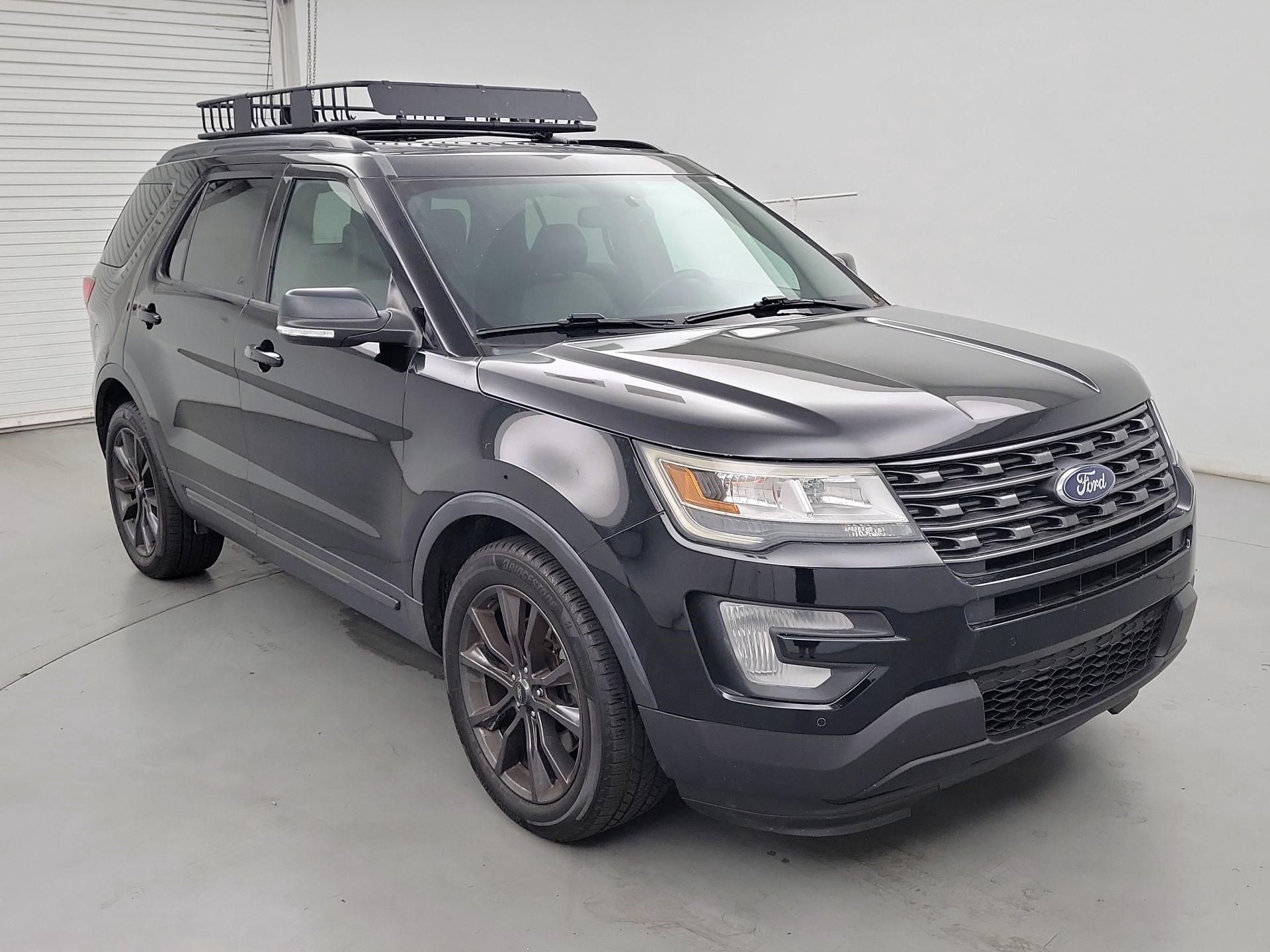 Thumbnail: 2017 Ford Explorer - 1