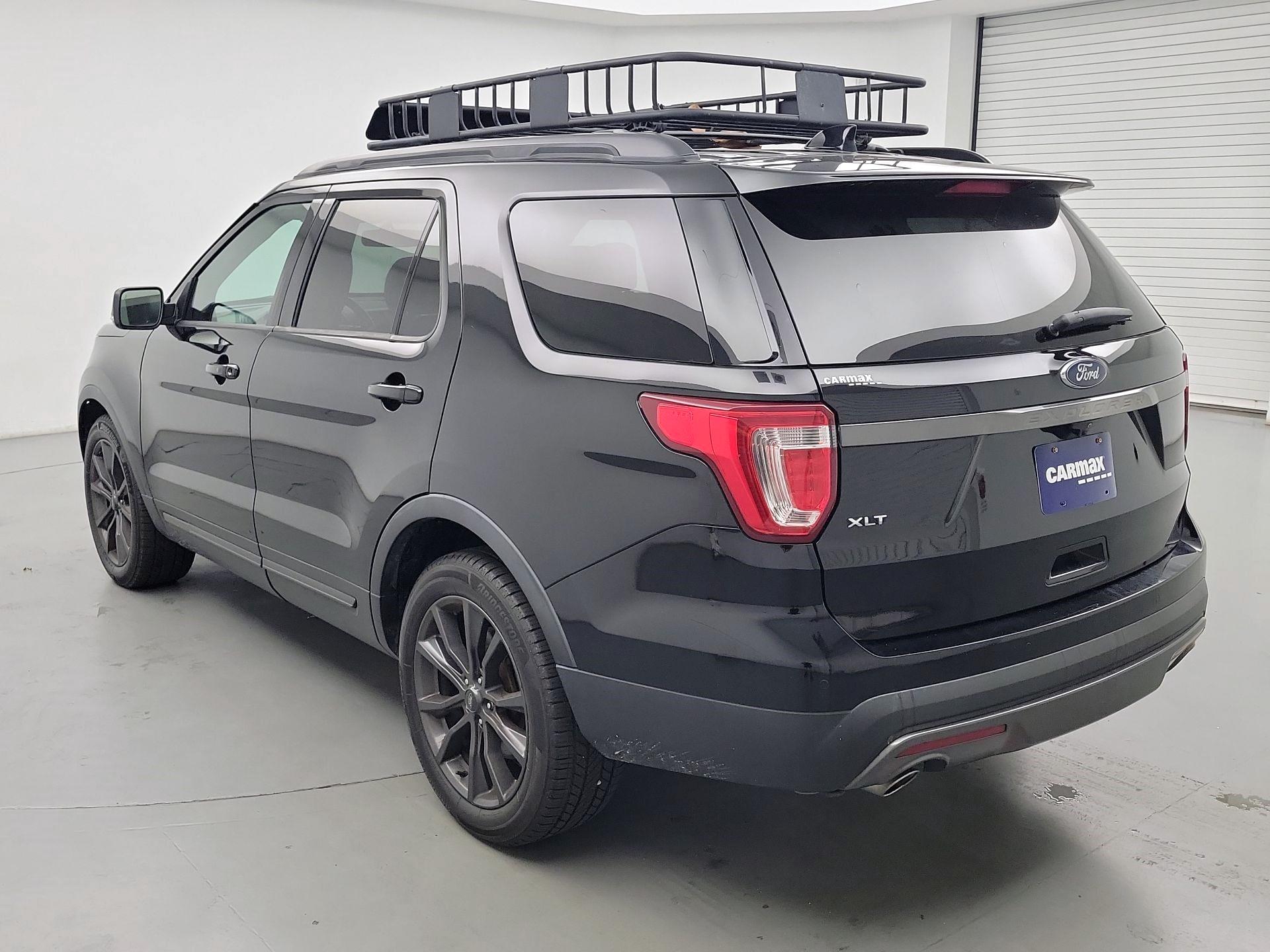 Thumbnail: 2017 Ford Explorer - 7