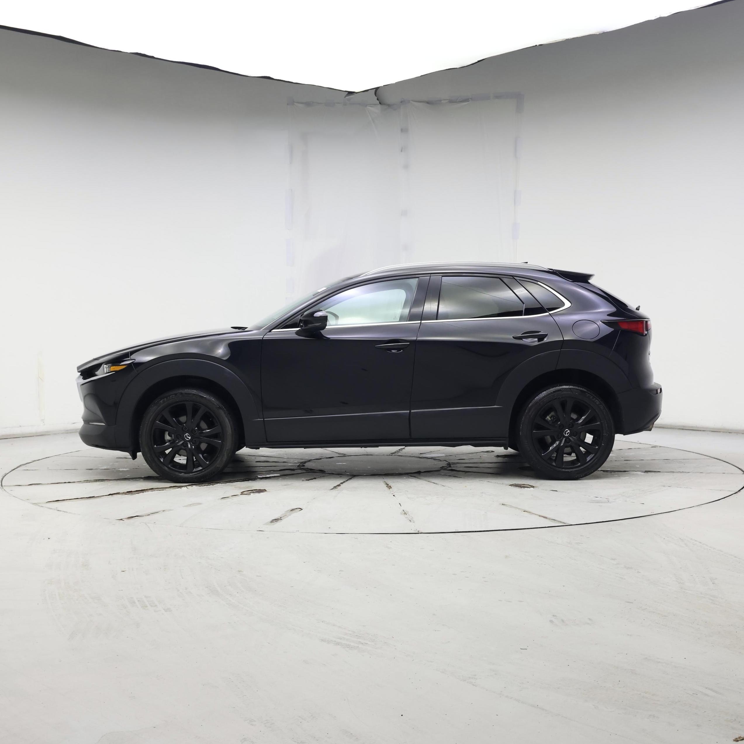 Thumbnail: 2022 Mazda CX-30 - 3