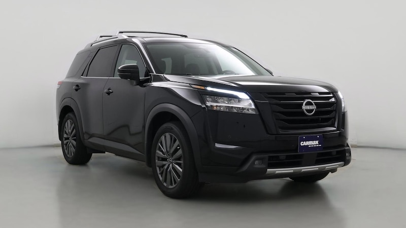 2024 Nissan Pathfinder SL Hero Image