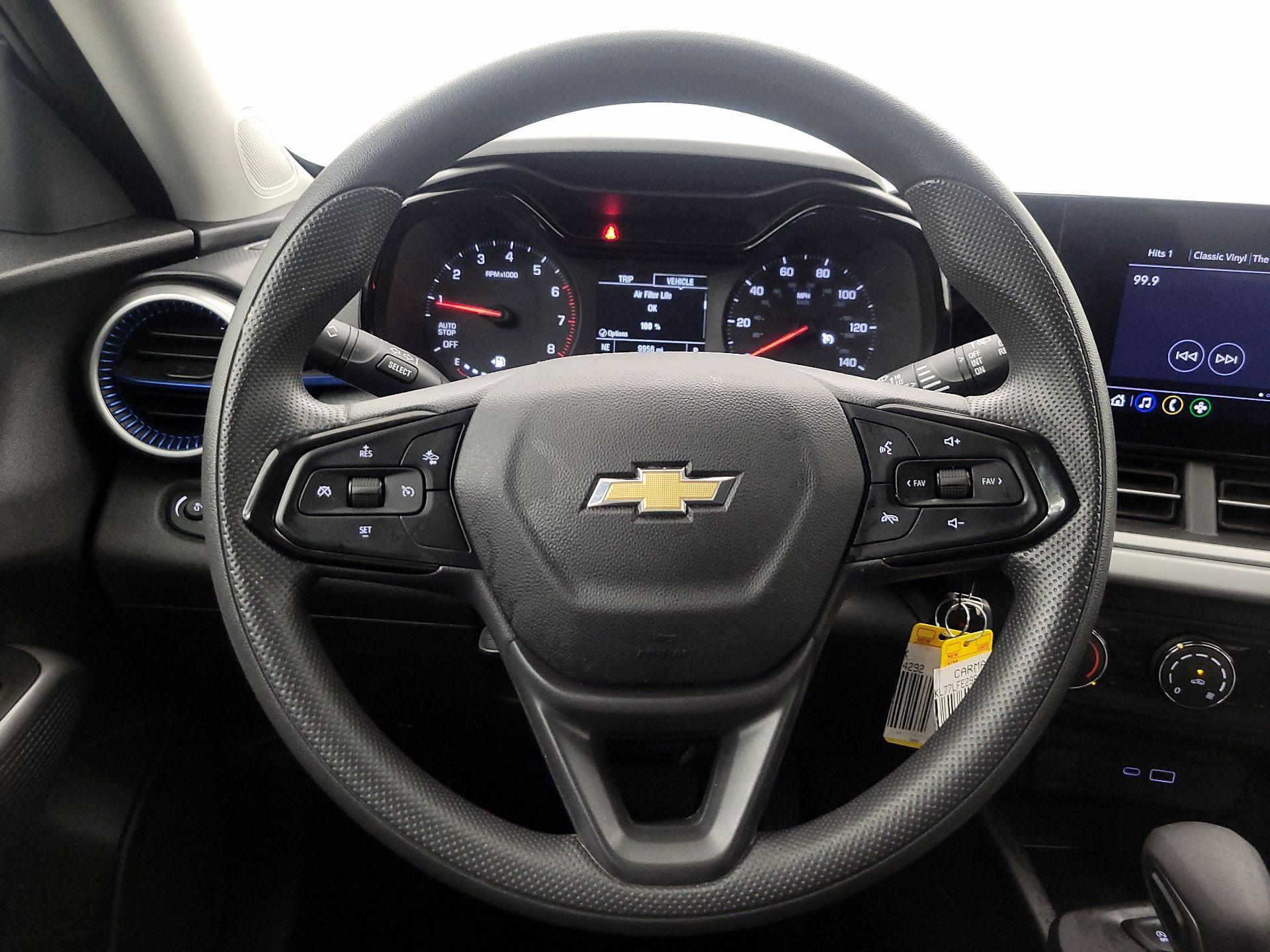 Thumbnail: 2024 Chevrolet Trax - 10