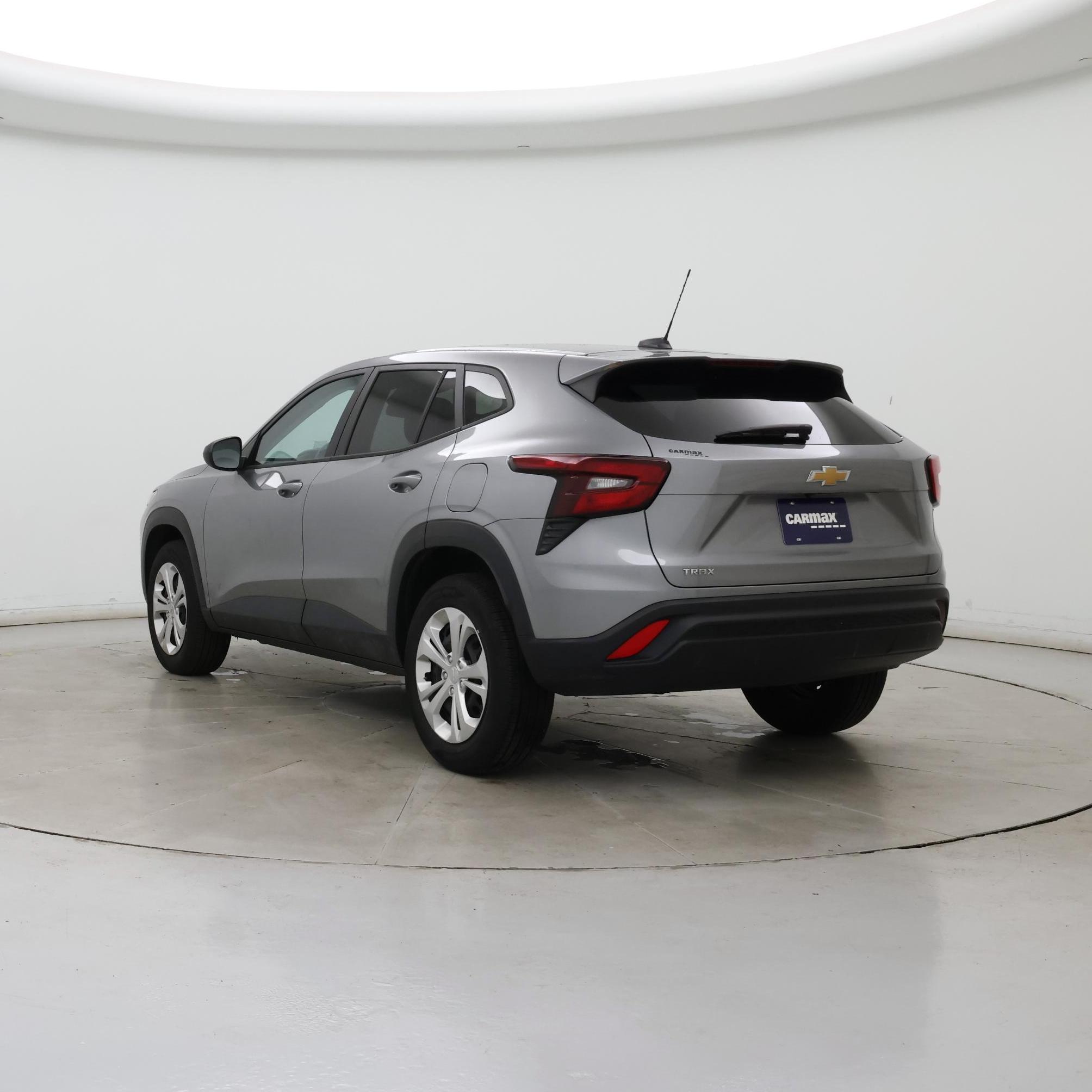 Thumbnail: 2024 Chevrolet Trax - 2