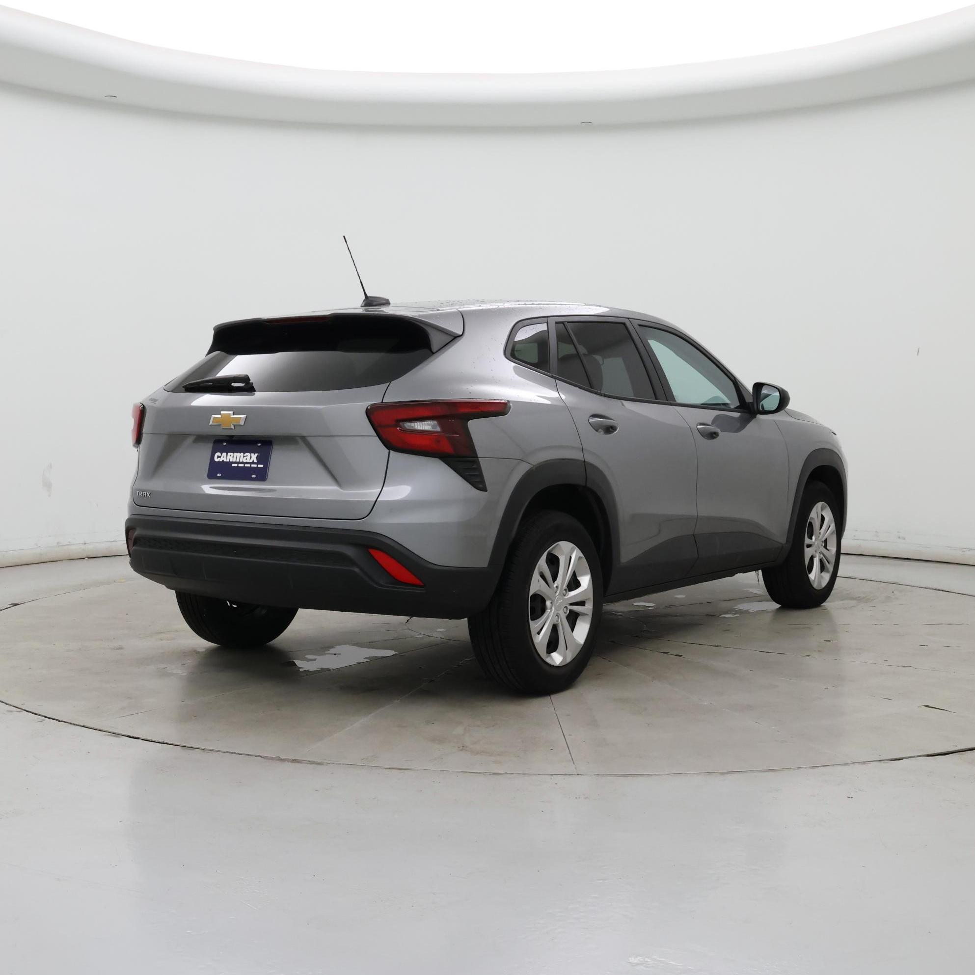 Thumbnail: 2024 Chevrolet Trax - 8