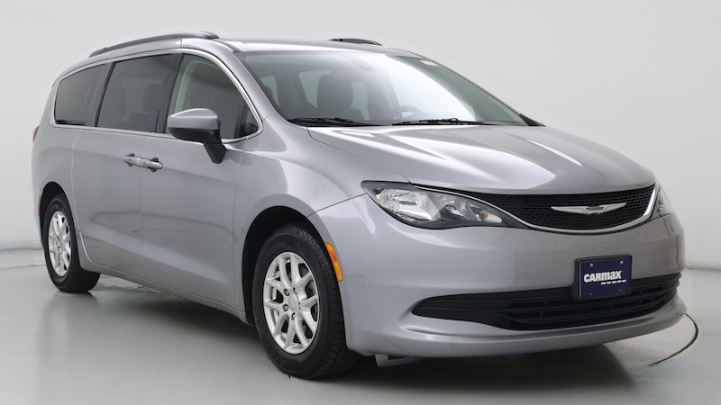 2020 Chrysler Voyager LXi Hero Image