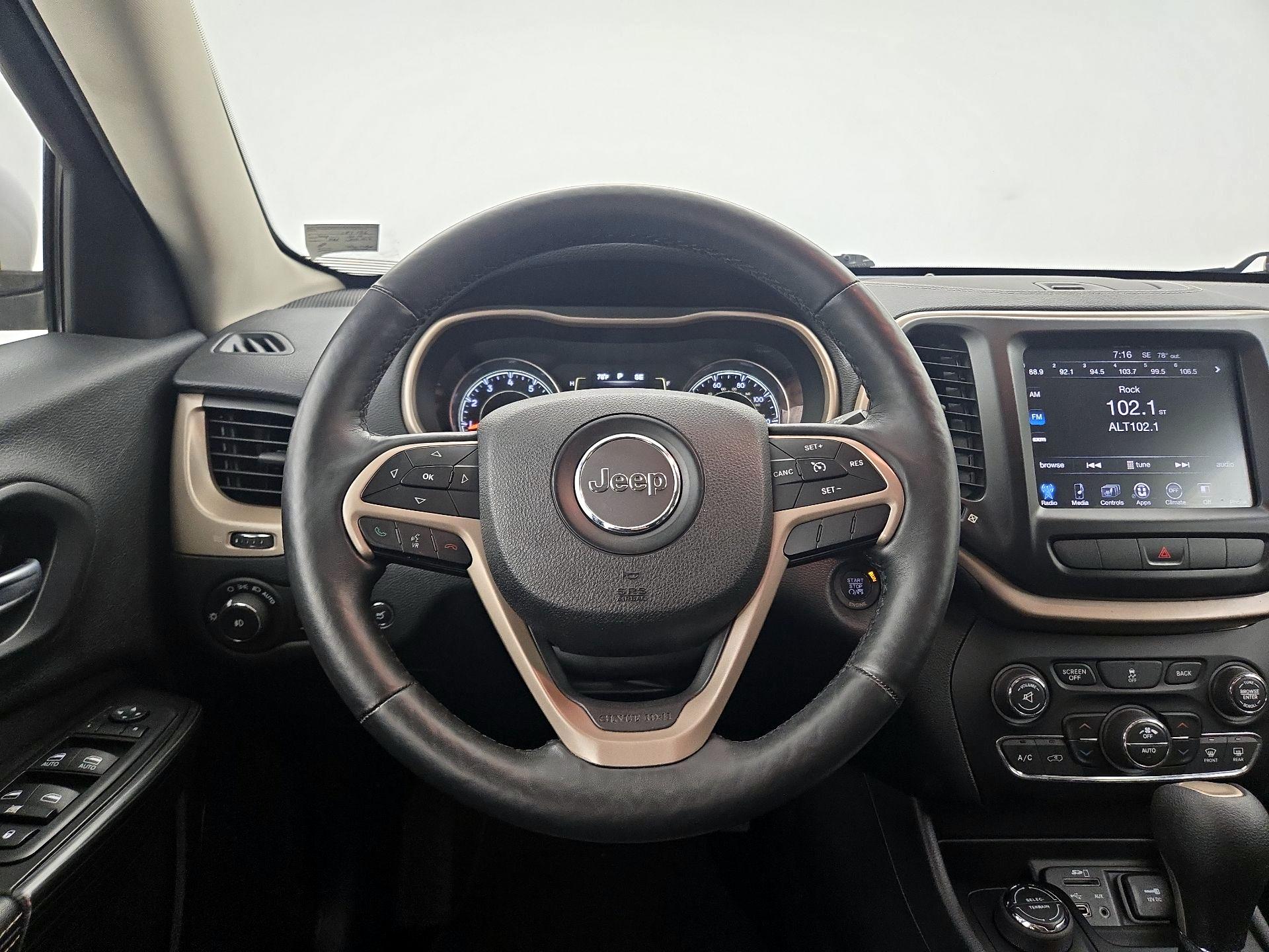 Thumbnail: 2014 Jeep Cherokee - 10