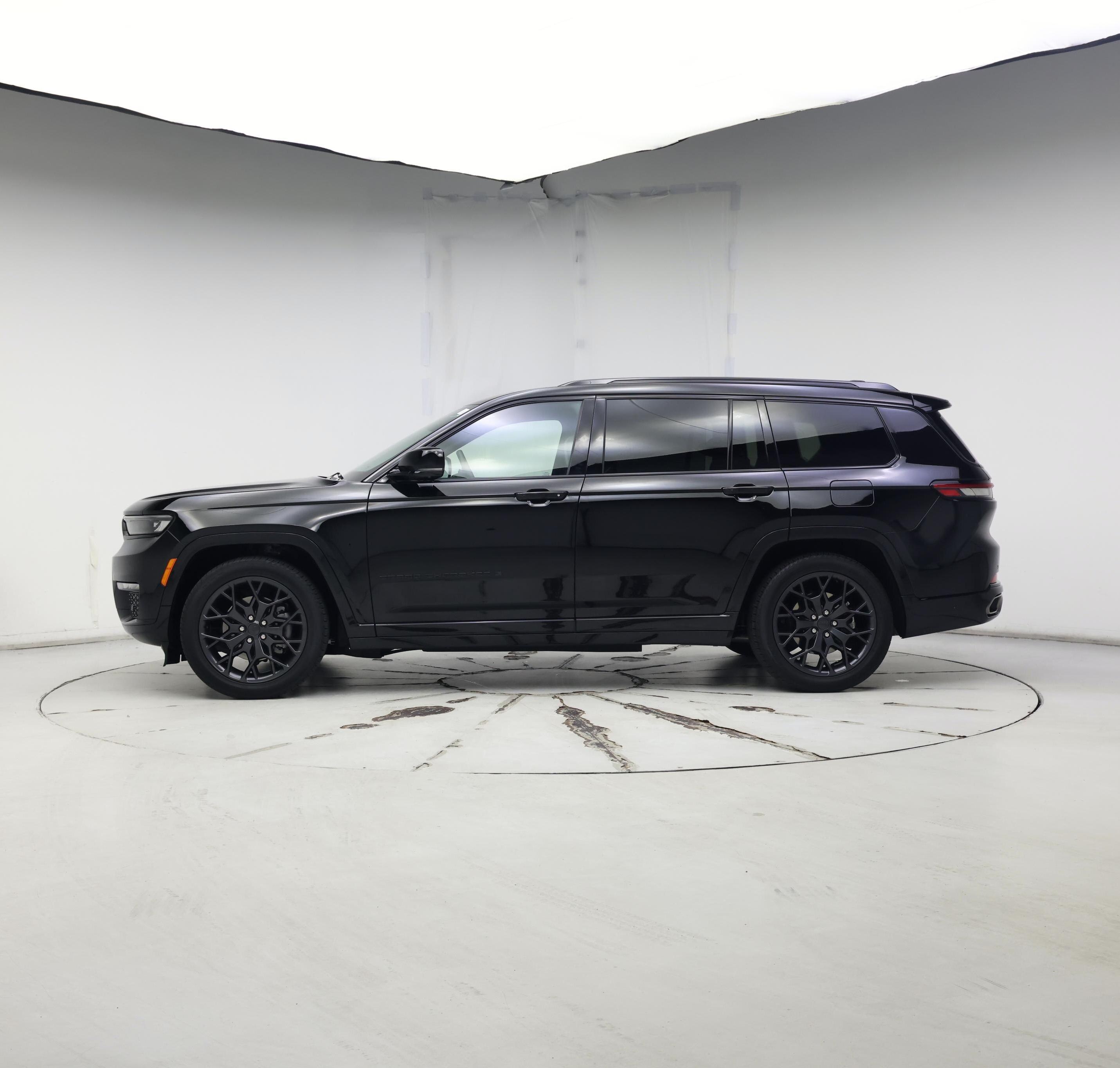 Thumbnail: 2024 Jeep Grand Cherokee L - 3