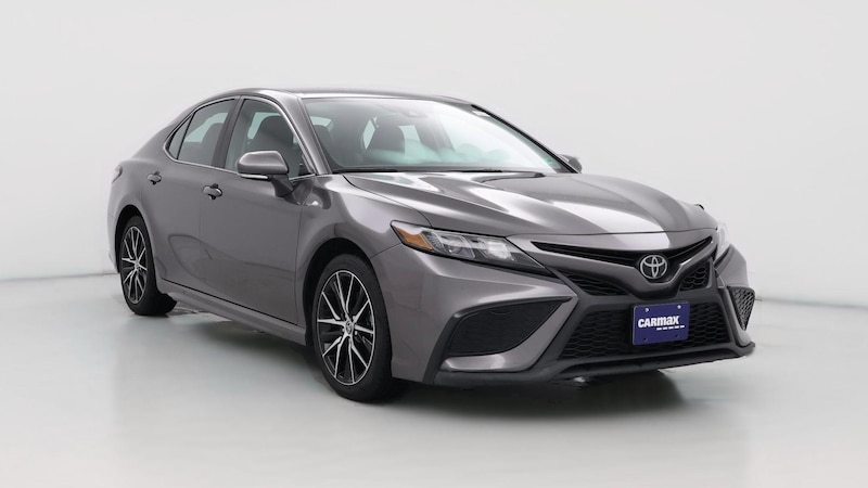 2024 Toyota Camry SE Hero Image