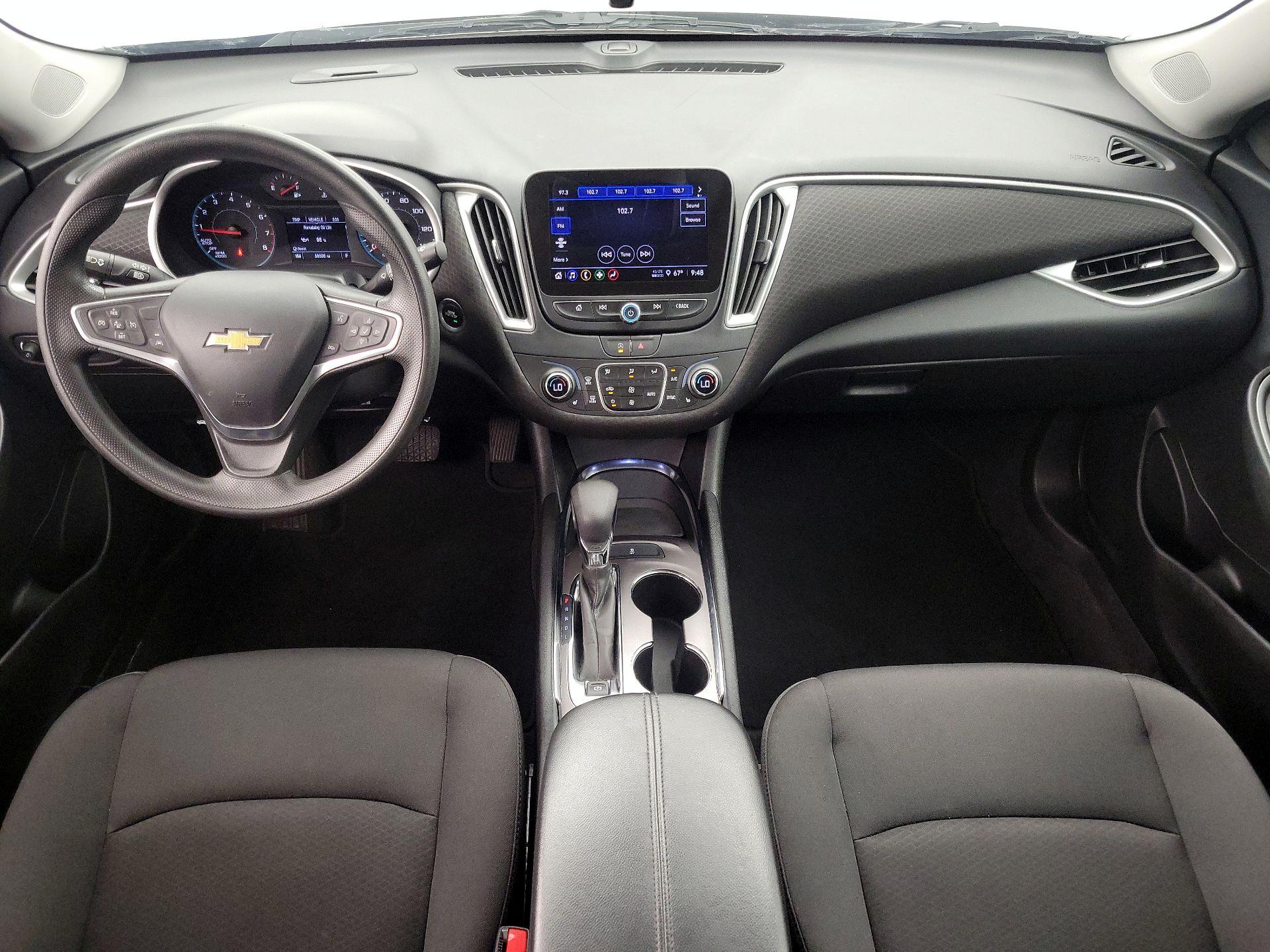 Thumbnail: 2023 Chevrolet Malibu - 9