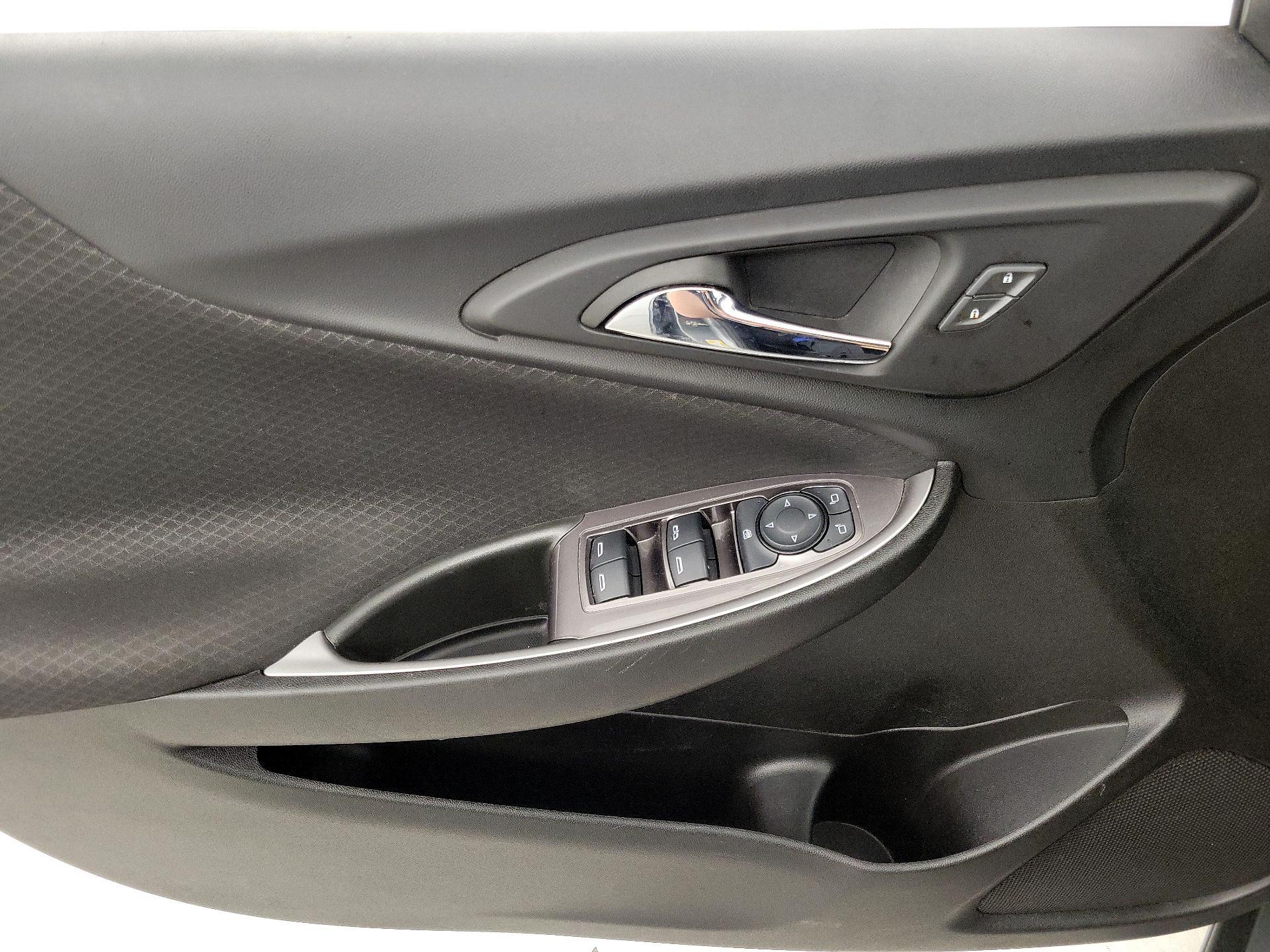 Thumbnail: 2023 Chevrolet Malibu - 12