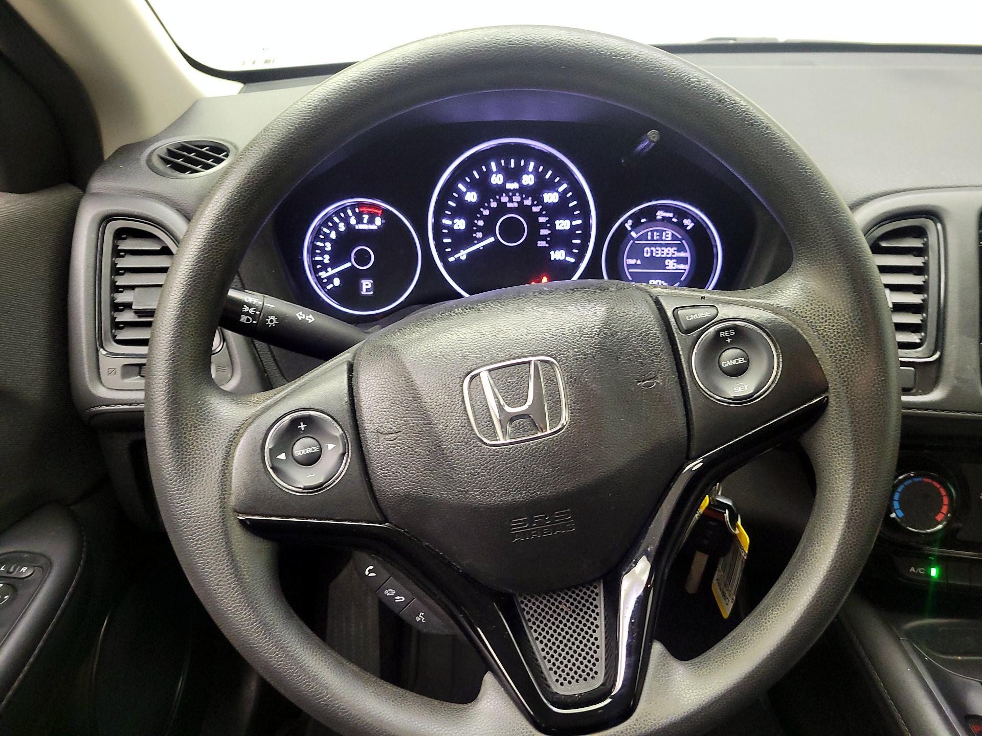 Thumbnail: 2019 Honda HR-V - 10