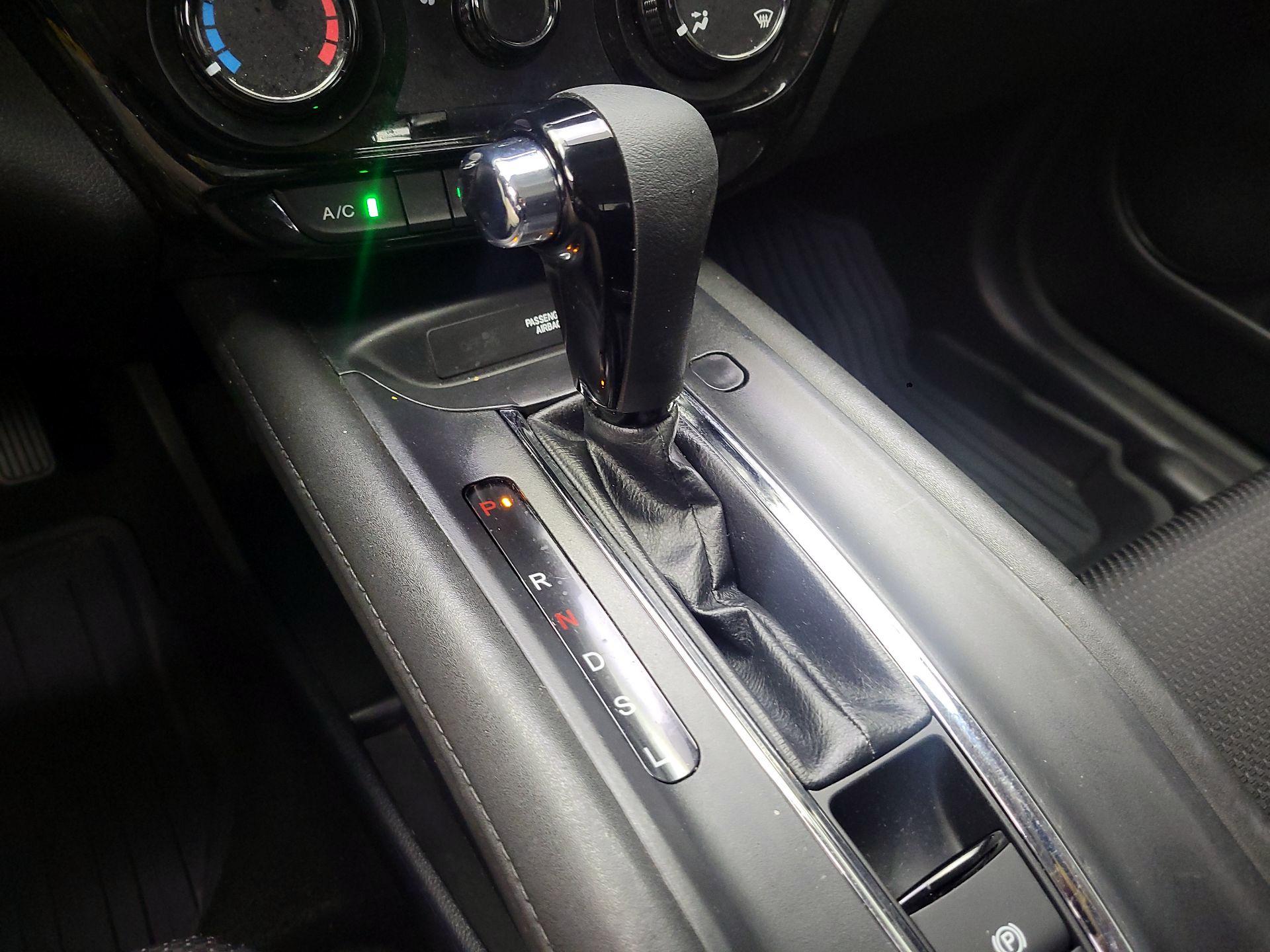 Thumbnail: 2019 Honda HR-V - 17