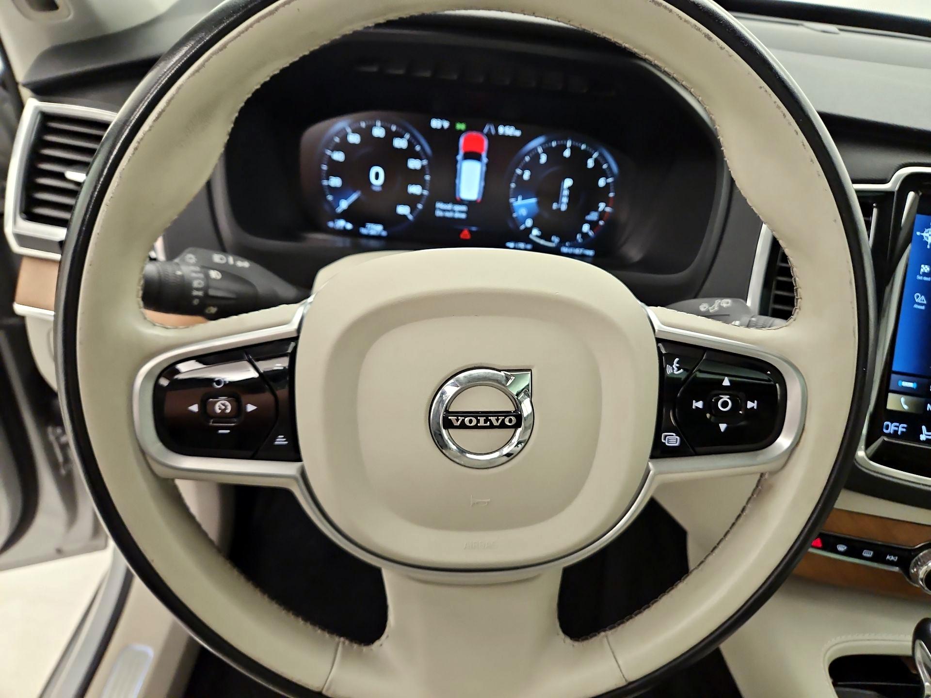 Thumbnail: 2018 Volvo XC90 - 10
