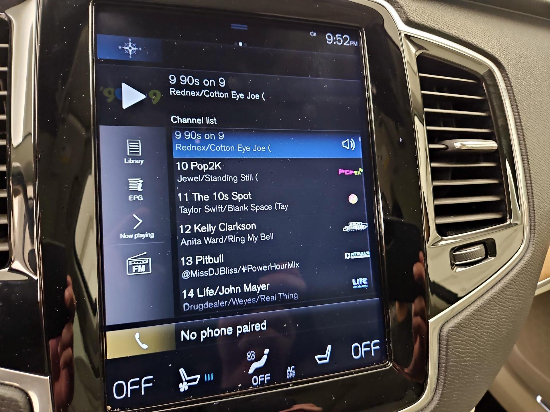 Thumbnail: 2018 Volvo XC90 - 16