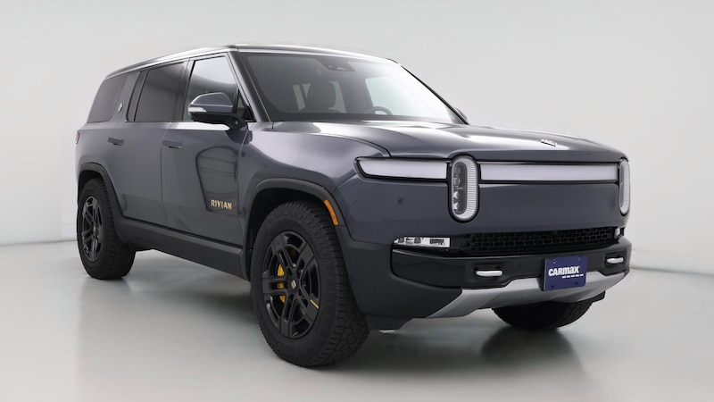 2023 Rivian R1S Adventure Hero Image