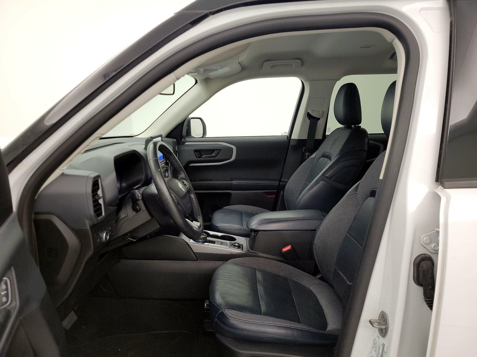 Thumbnail: 2021 Ford Bronco Sport - 11