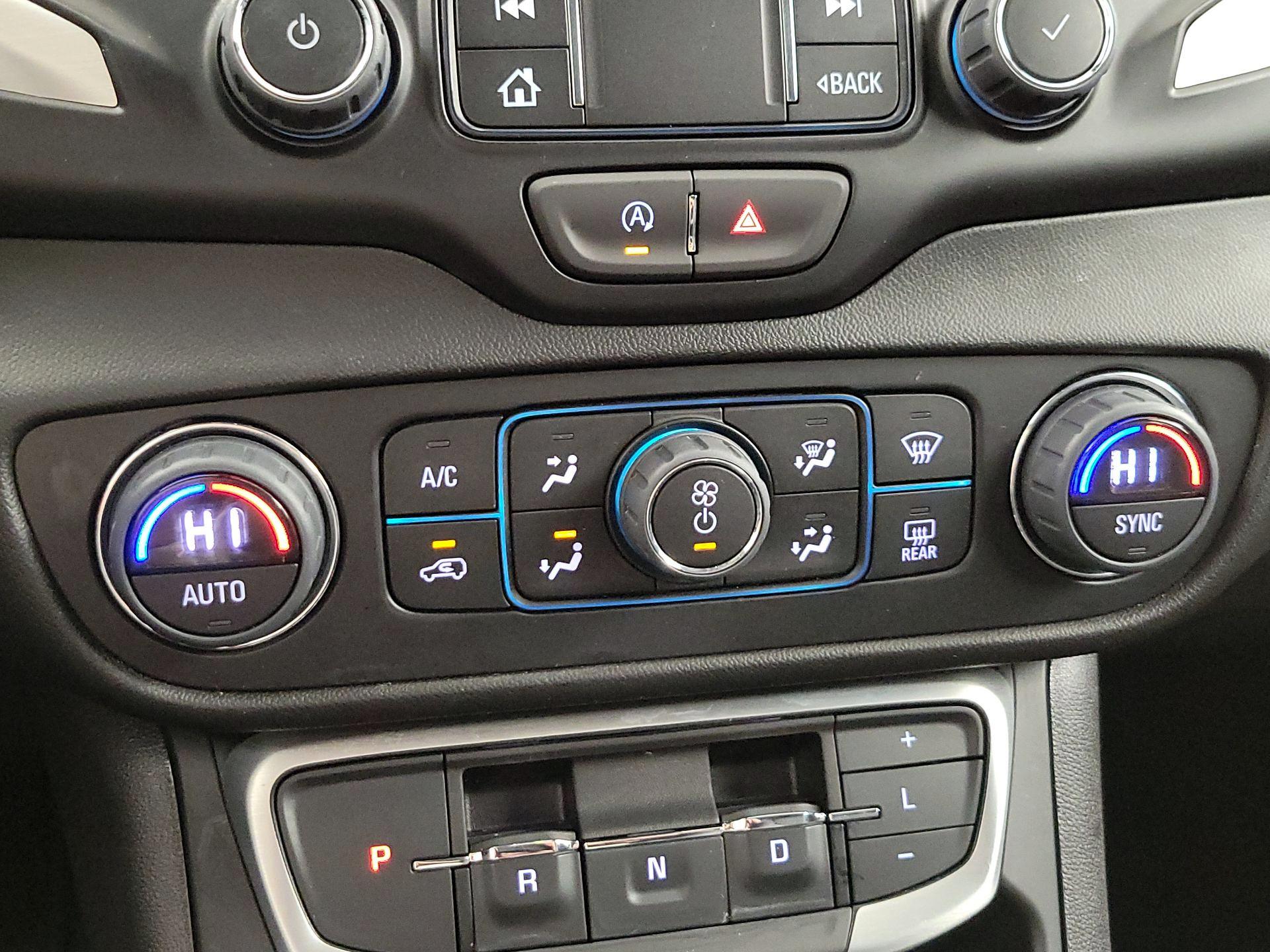 Thumbnail: 2024 GMC Terrain - 16