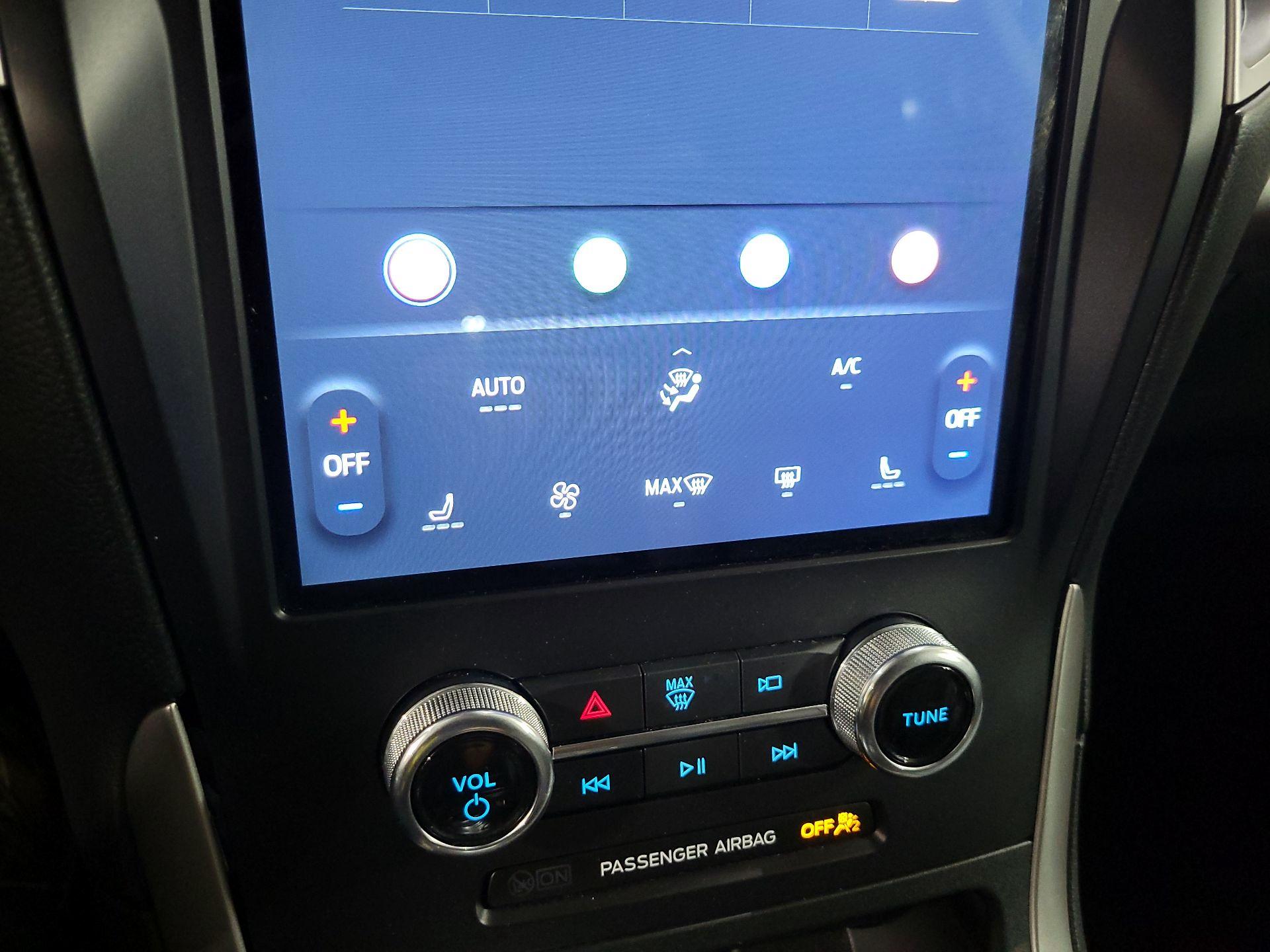 Thumbnail: 2024 Ford Edge - 17