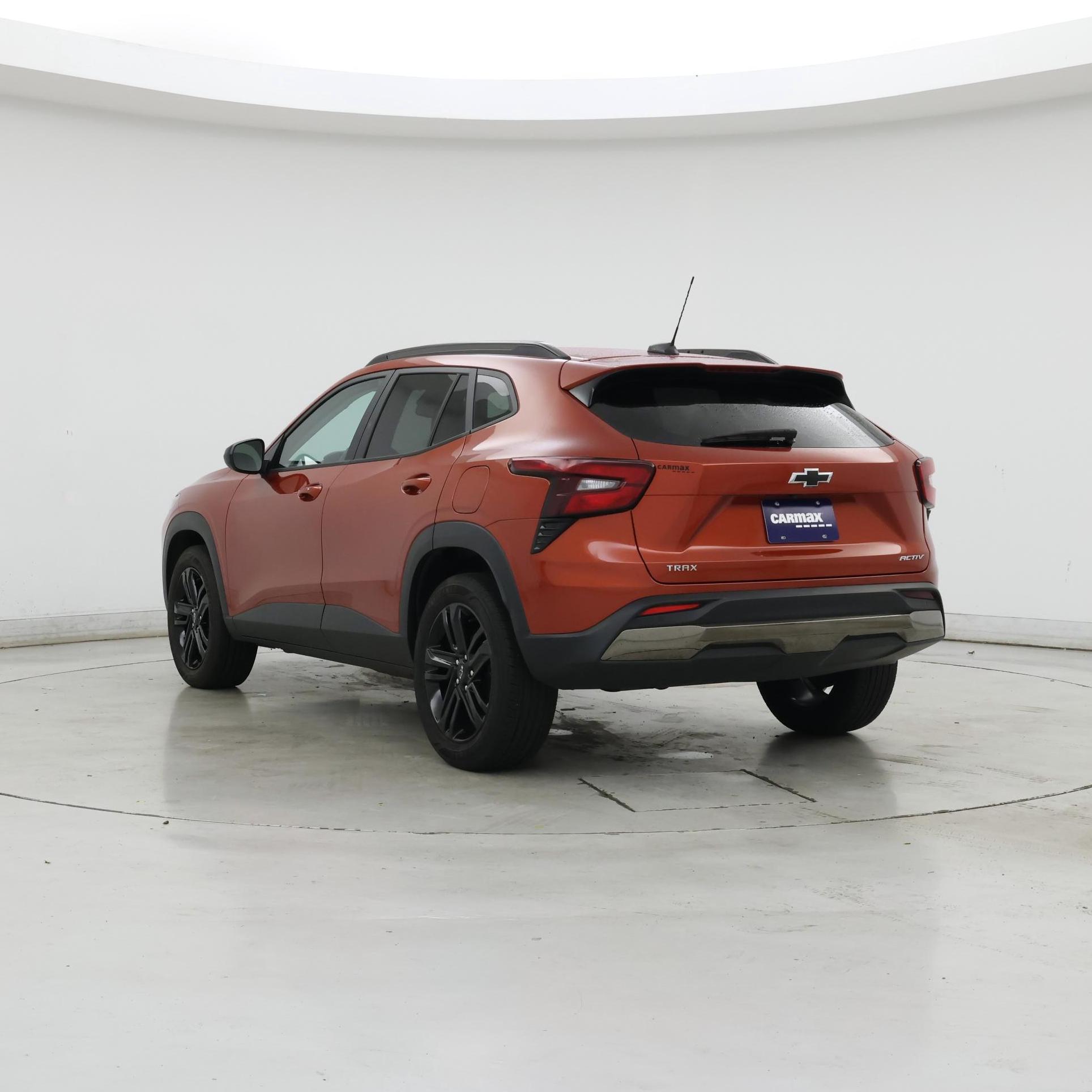 Thumbnail: 2024 Chevrolet Trax - 2