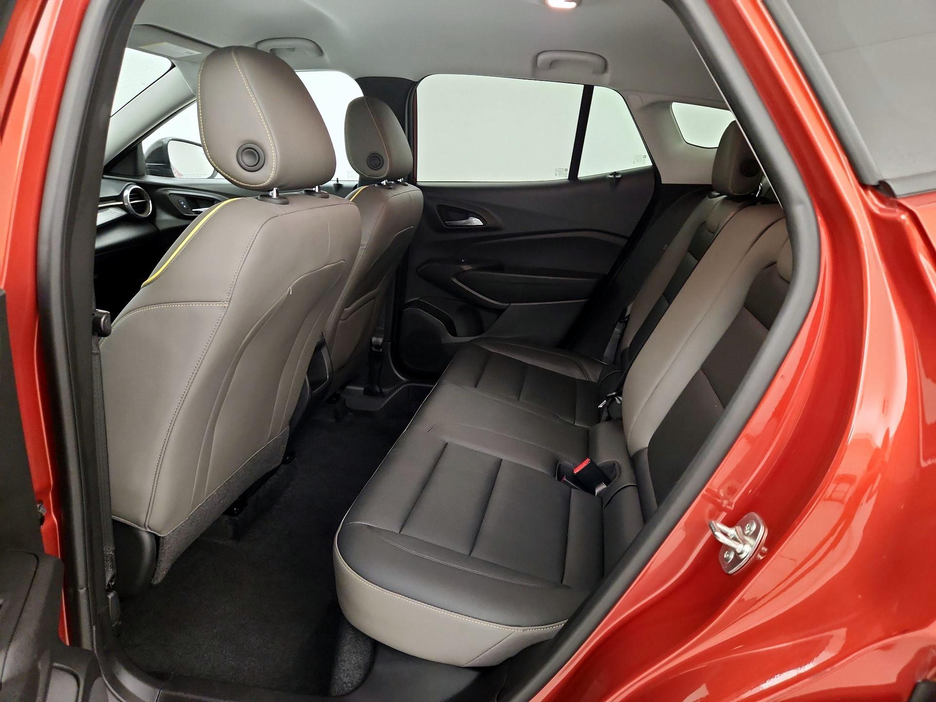 Thumbnail: 2024 Chevrolet Trax - 19