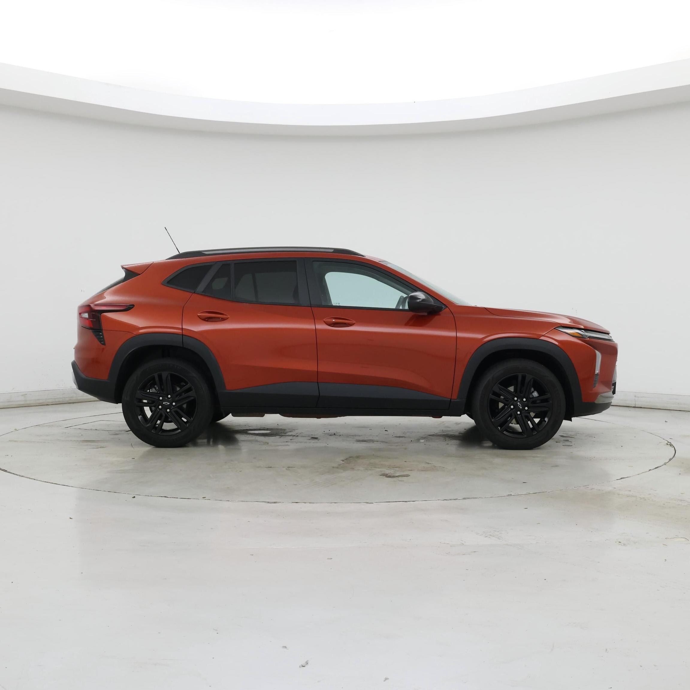 Thumbnail: 2024 Chevrolet Trax - 7